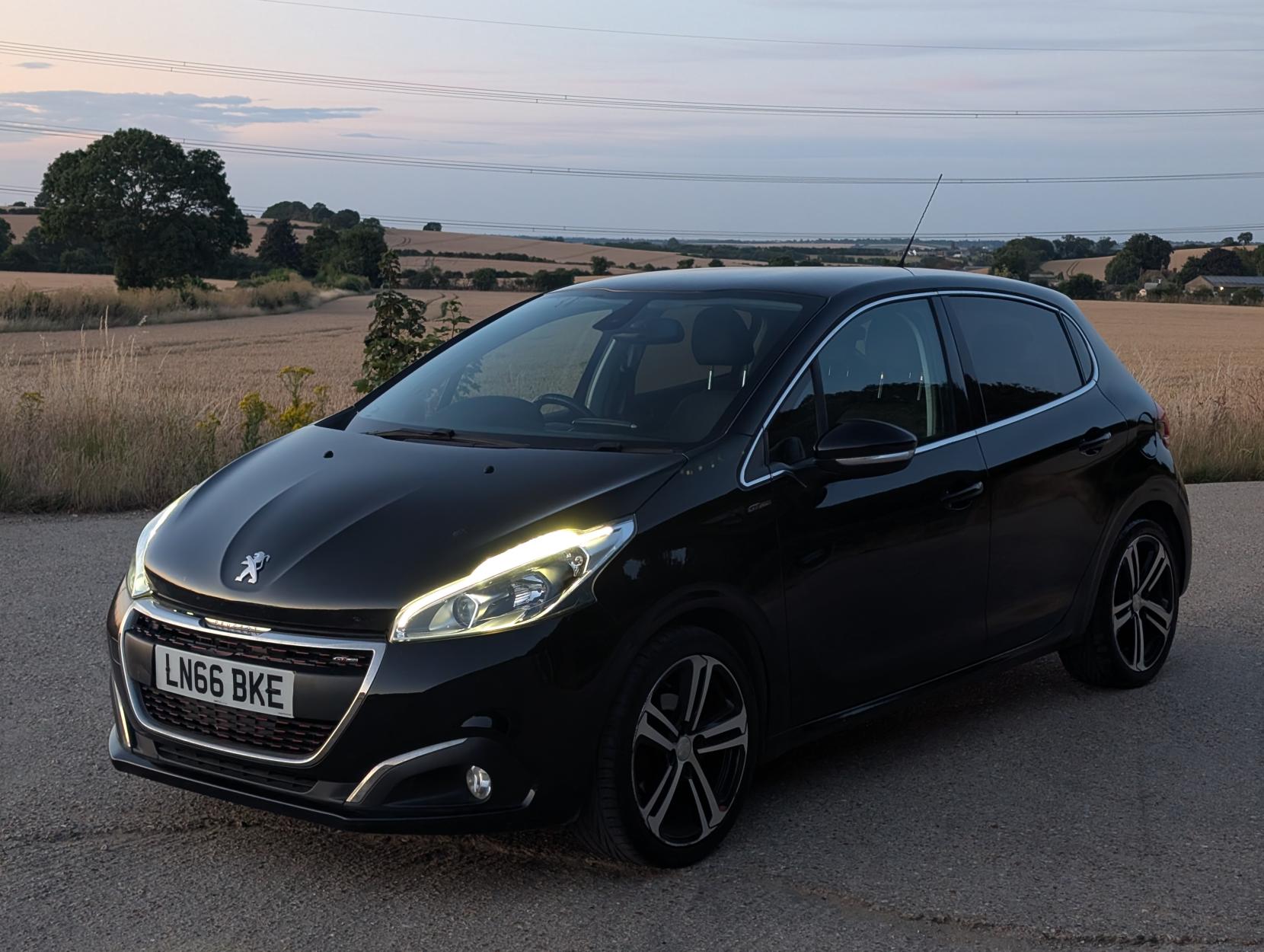 Peugeot 208 1.6 BlueHDi GT Line Hatchback 5dr Diesel Manual Euro 6 (100 ps)
