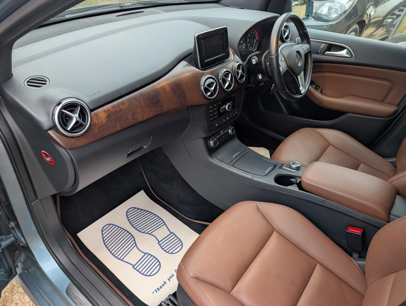 Mercedes-Benz B Class 1.6 B180 SE MPV 5dr Petrol 7G-DCT Euro 6 (s/s) (122 ps)