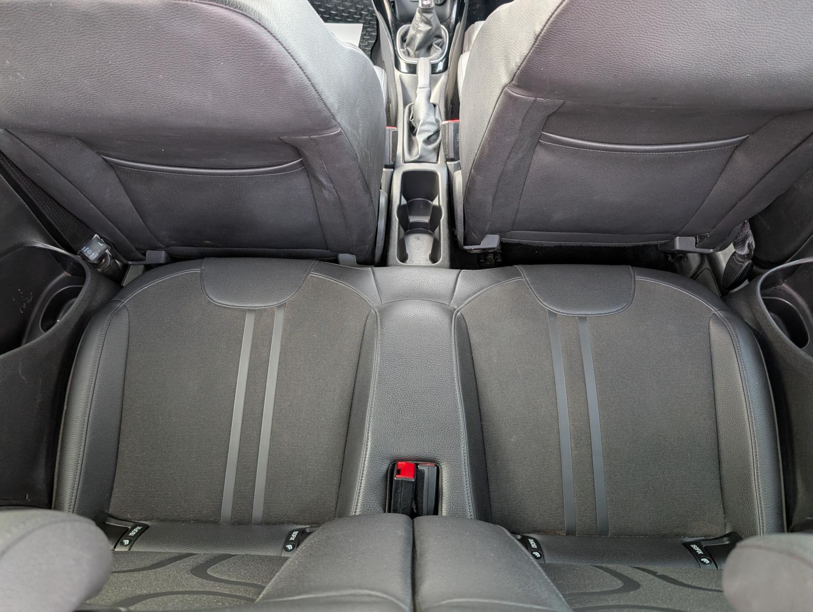 Vauxhall ADAM 1.4 16v SLAM Hatchback 3dr Petrol Manual Euro 5 (87 ps)