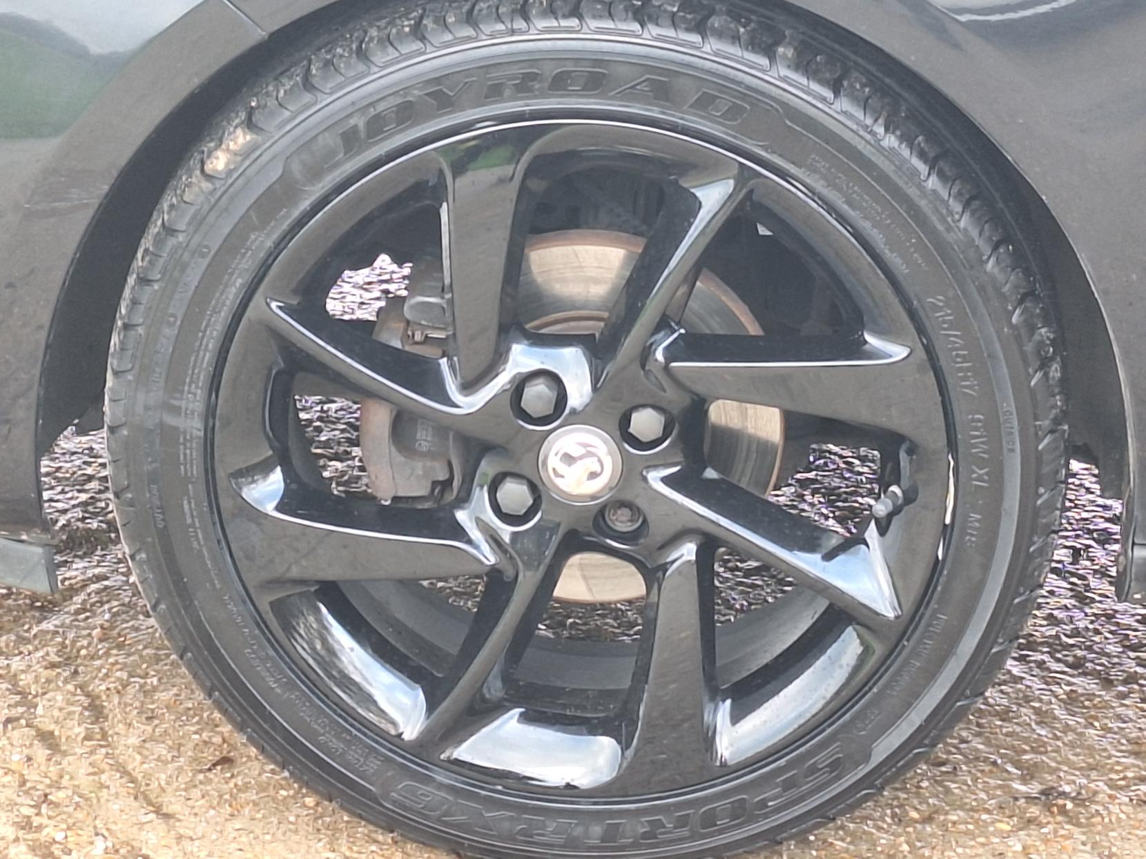 Vauxhall ADAM 1.4 16v SLAM Hatchback 3dr Petrol Manual Euro 5 (87 ps)