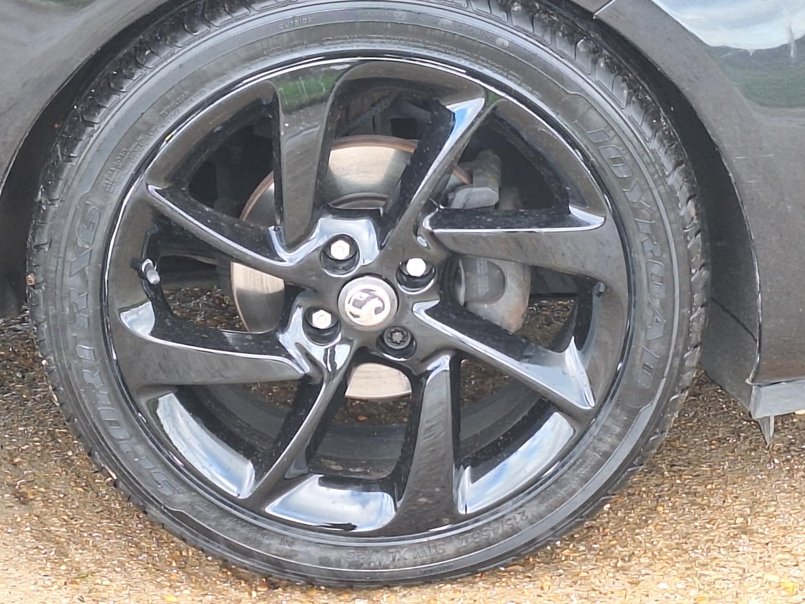 Vauxhall ADAM 1.4 16v SLAM Hatchback 3dr Petrol Manual Euro 5 (87 ps)