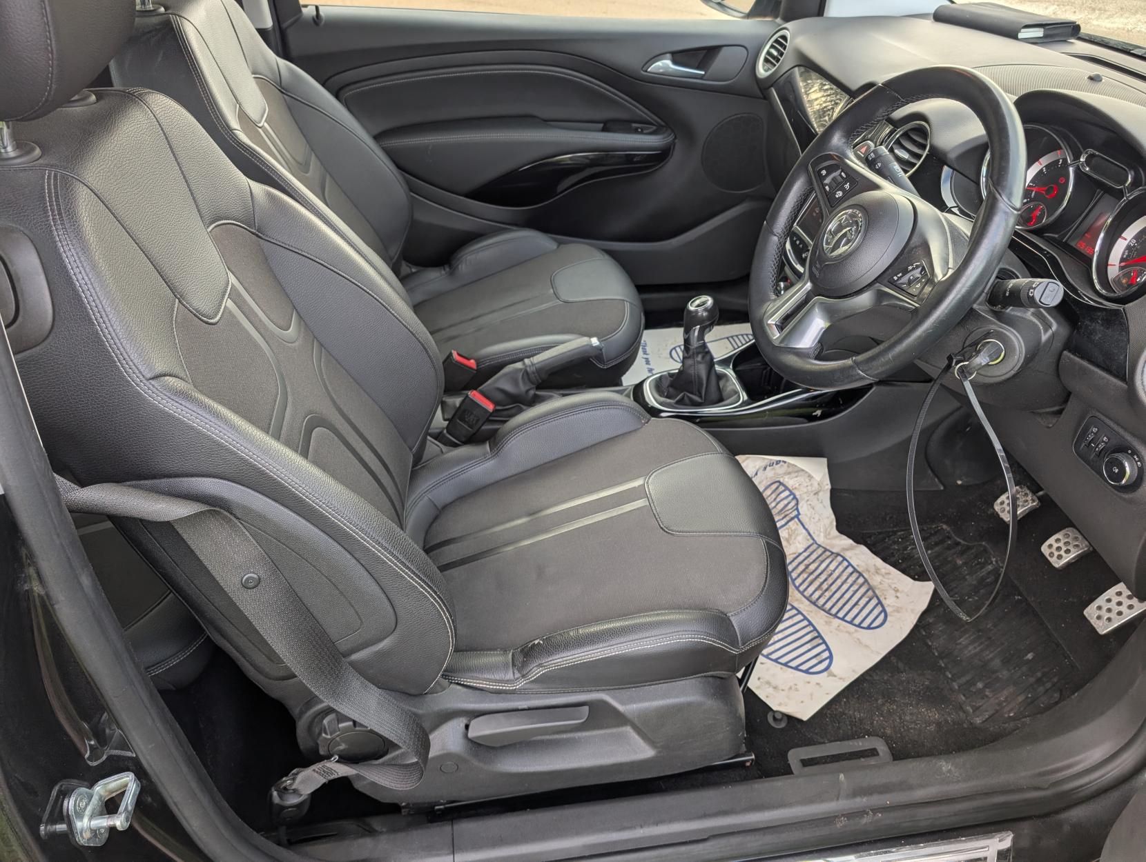 Vauxhall ADAM 1.4 16v SLAM Hatchback 3dr Petrol Manual Euro 5 (87 ps)