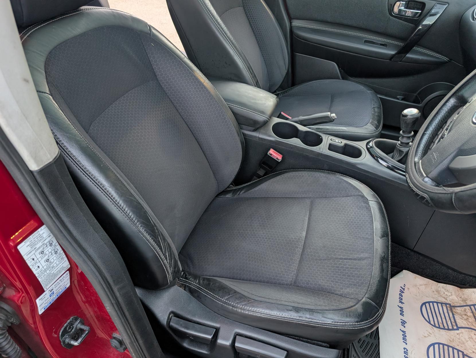 Nissan Qashqai+2 1.5 dCi 360 SUV 5dr Diesel Manual 2WD Euro 5 (110 ps)