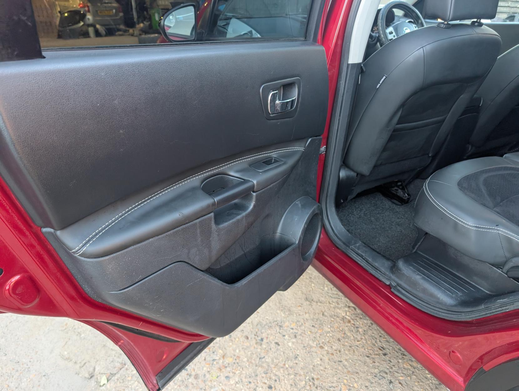 Nissan Qashqai+2 1.5 dCi 360 SUV 5dr Diesel Manual 2WD Euro 5 (110 ps)