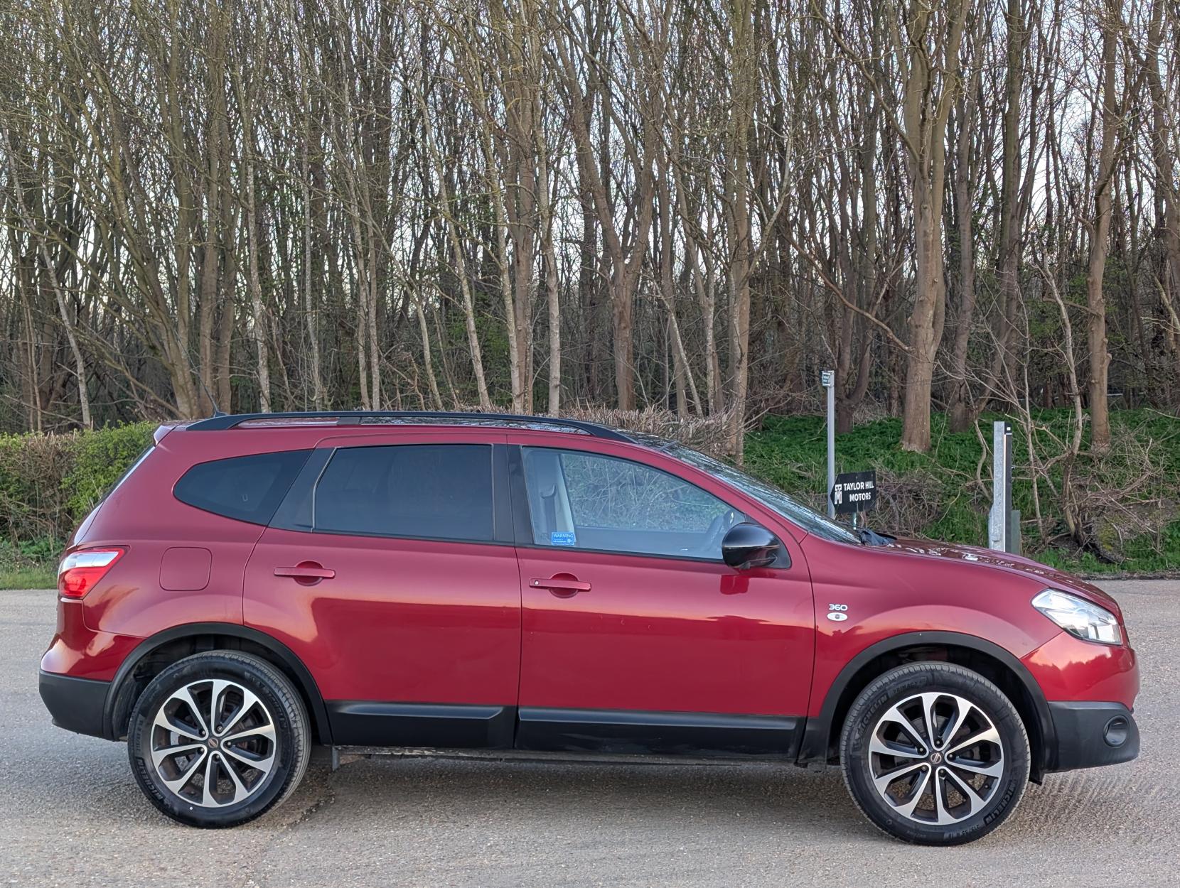 Nissan Qashqai+2 1.5 dCi 360 SUV 5dr Diesel Manual 2WD Euro 5 (110 ps)