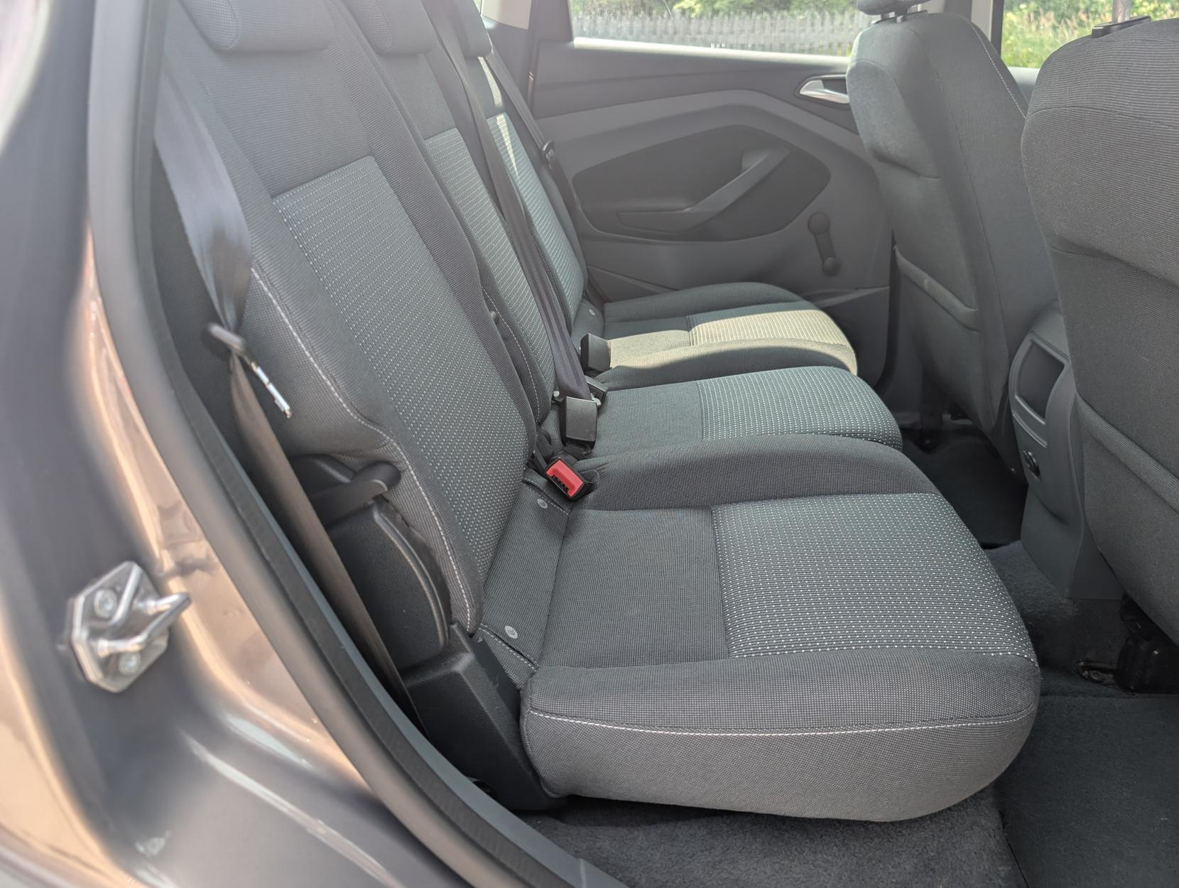 Ford C-Max 1.6 Zetec MPV 5dr Petrol Manual Euro 5 (105 ps)