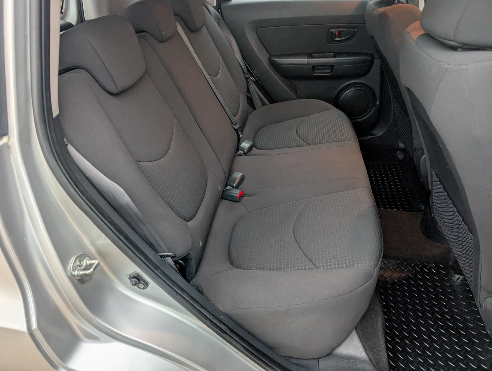 Kia Soul 1.6 GDi 1 SUV 5dr Petrol Manual Euro 5 (138 bhp)