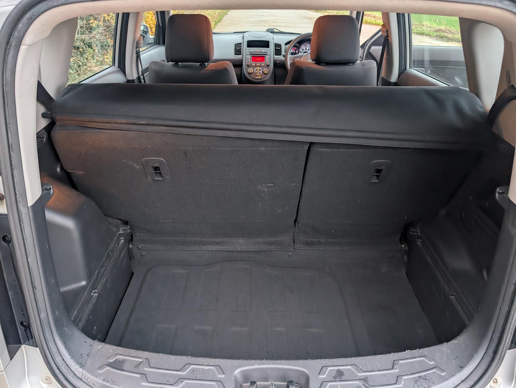 Kia Soul 1.6 GDi 1 SUV 5dr Petrol Manual Euro 5 (138 bhp)