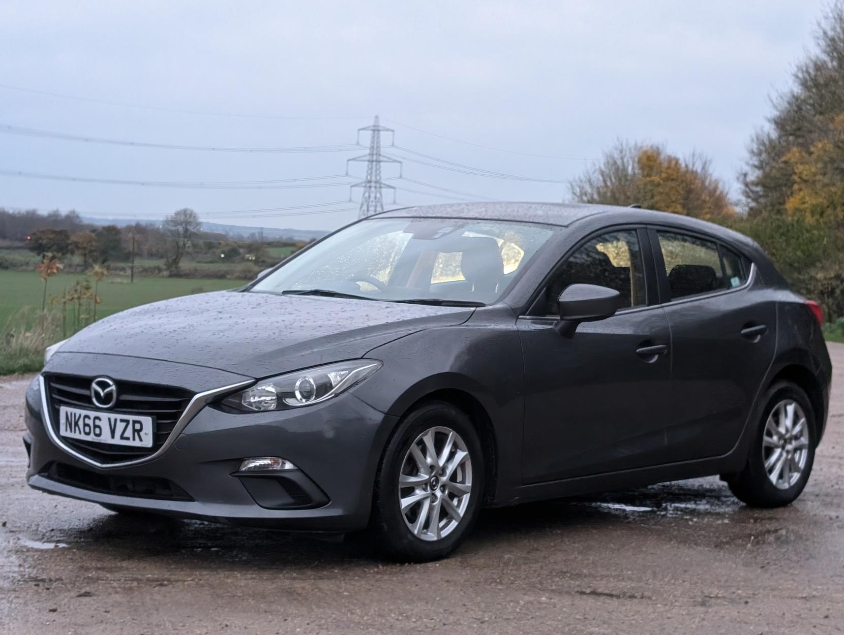 Mazda Mazda3 2.0 SKYACTIV-G SE Nav Hatchback 5dr Petrol Manual Euro 5 (s/s) (120 ps)