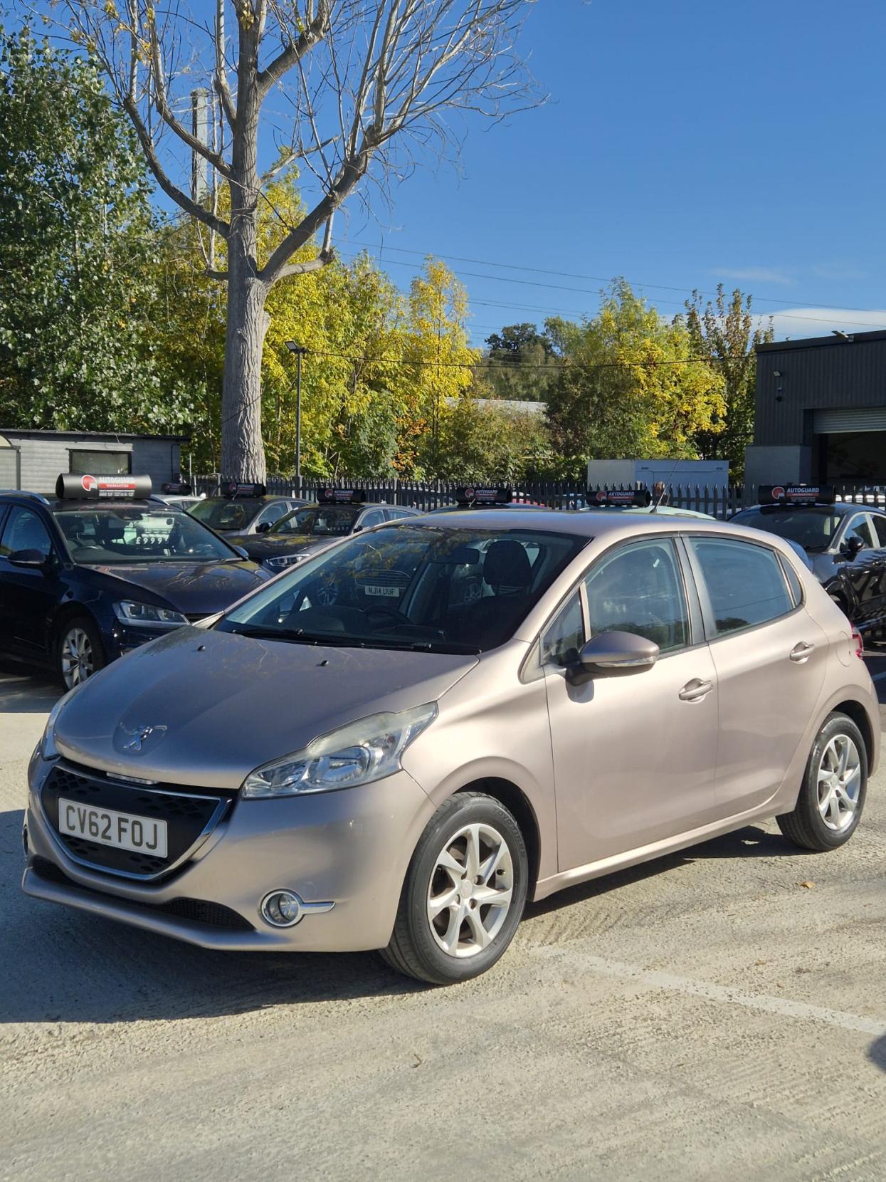 Peugeot 208 1.4 e-HDi Active Hatchback 5dr Diesel EGC Euro 5 (s/s) (70 ps)