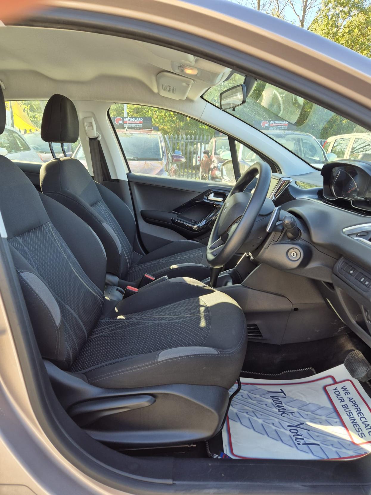 Peugeot 208 1.4 e-HDi Active Hatchback 5dr Diesel EGC Euro 5 (s/s) (70 ps)