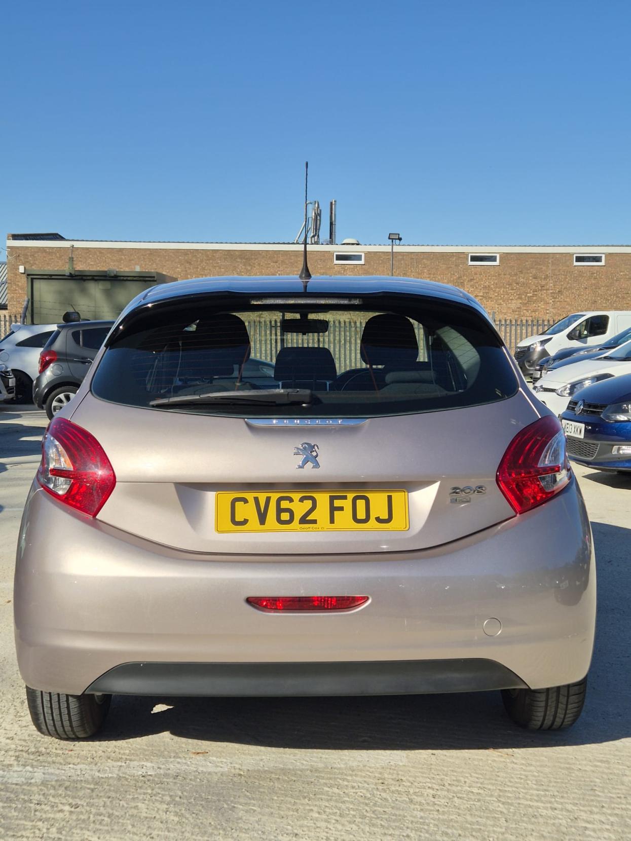 Peugeot 208 1.4 e-HDi Active Hatchback 5dr Diesel EGC Euro 5 (s/s) (70 ps)