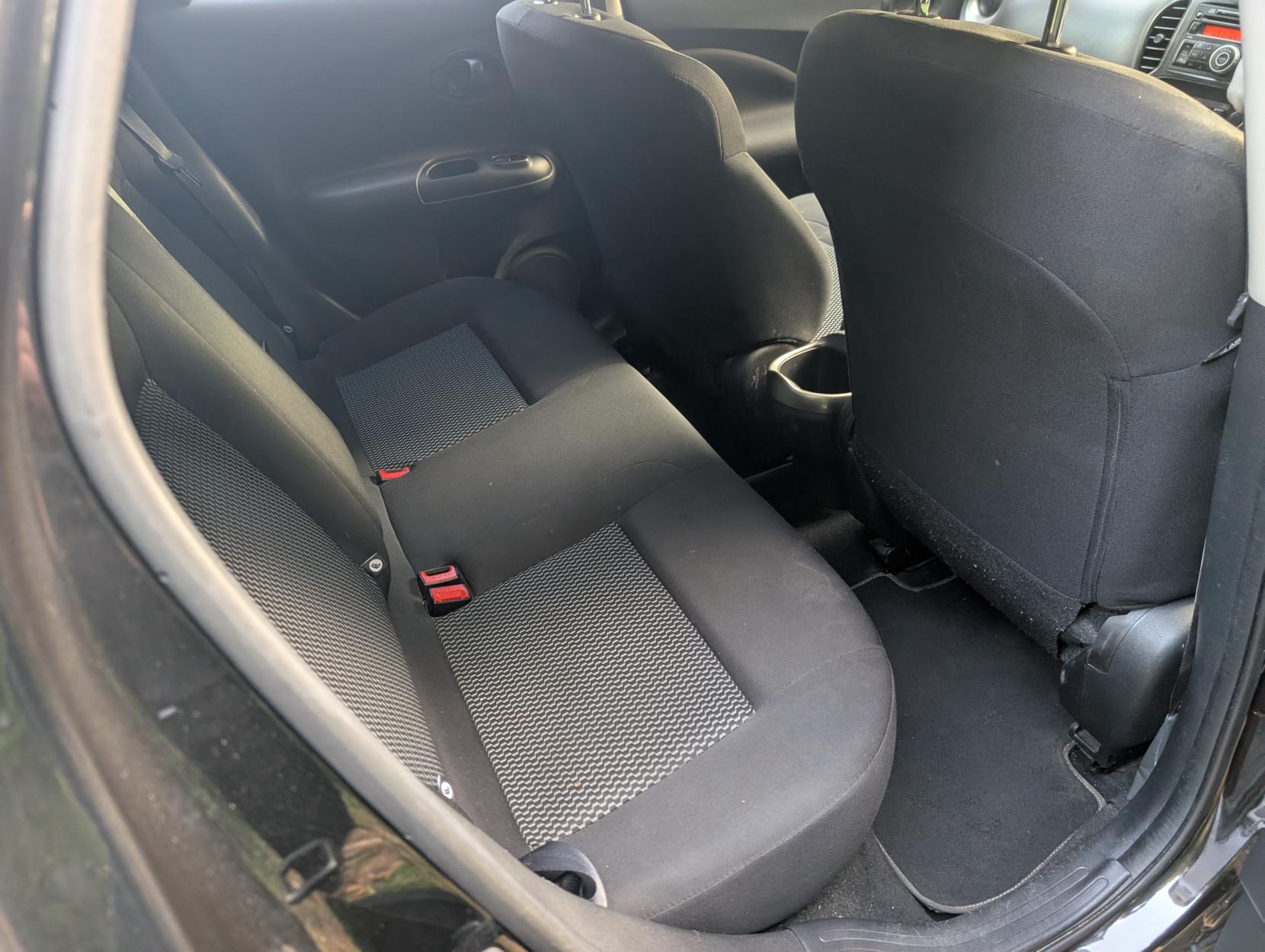 Nissan Juke 1.6 Visia SUV 5dr Petrol Manual Euro 6 (94 ps)