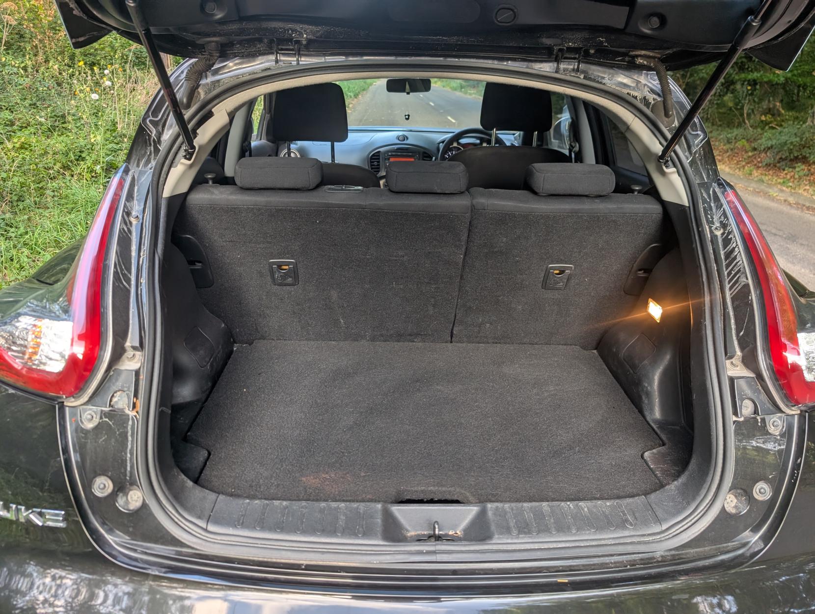 Nissan Juke 1.6 Visia SUV 5dr Petrol Manual Euro 6 (94 ps)
