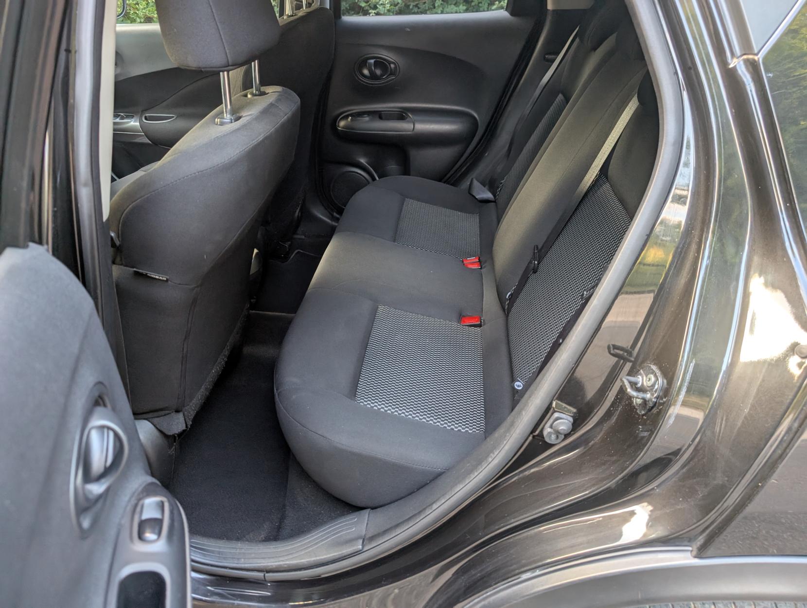 Nissan Juke 1.6 Visia SUV 5dr Petrol Manual Euro 6 (94 ps)