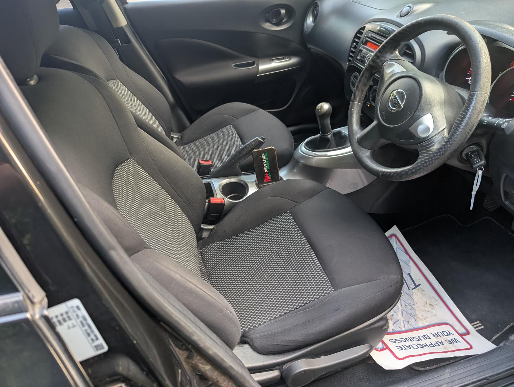 Nissan Juke 1.6 Visia SUV 5dr Petrol Manual Euro 6 (94 ps)