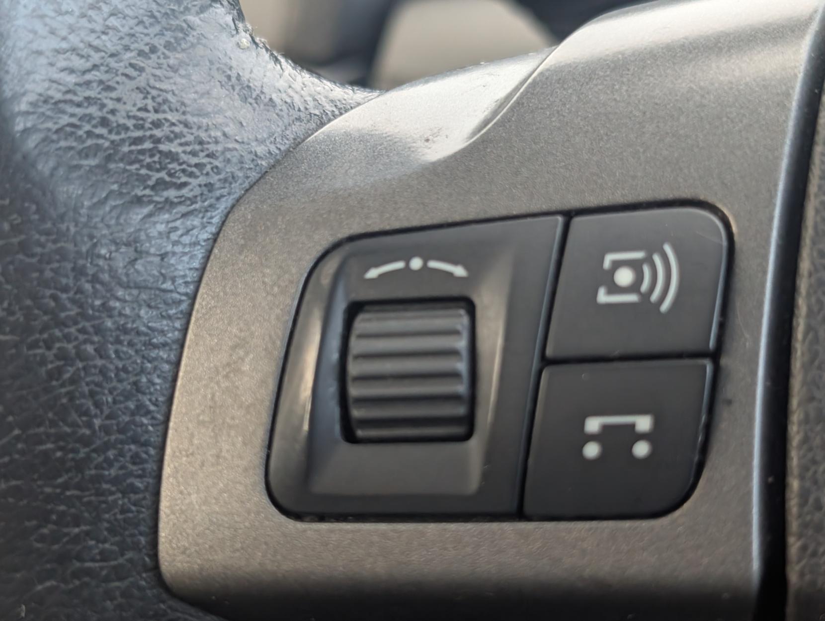 Vauxhall Vectra 3.0 CDTi V6 24V Elite Hatchback 5dr Diesel Manual (186 g/km, 181 bhp)