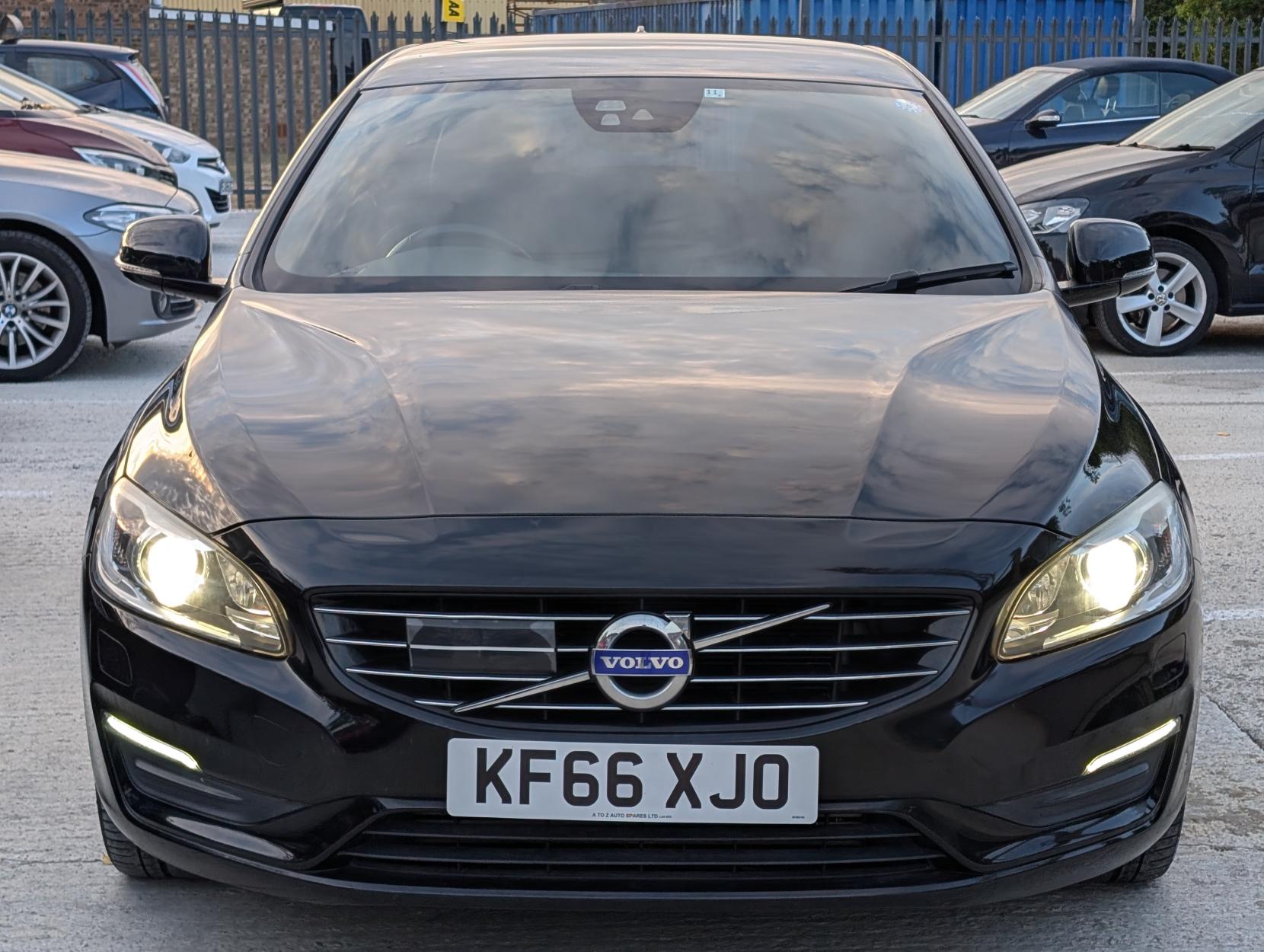 Volvo V60 2.0 D4 R-Design Lux Nav Estate 5dr Diesel Geartronic Euro 6 (s/s) (181 ps)