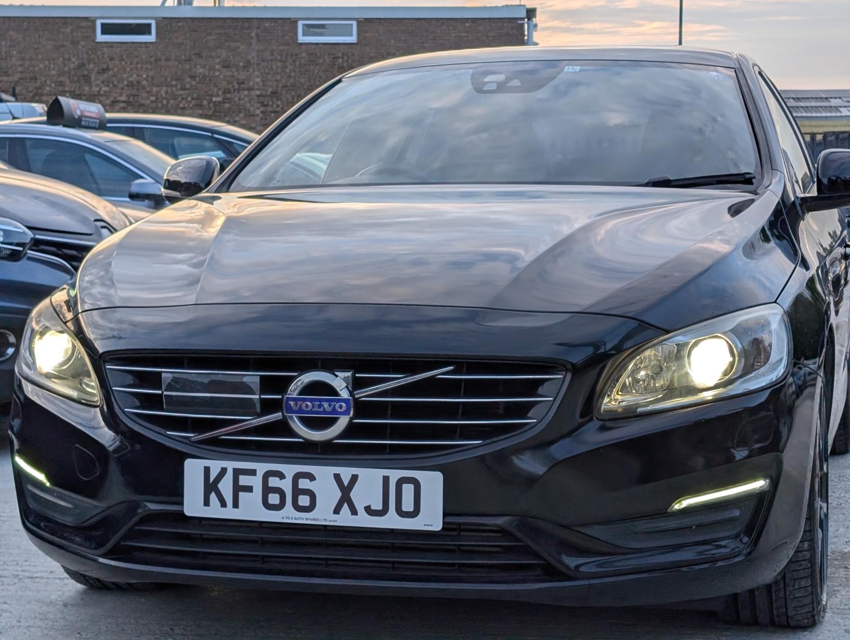 Volvo V60 2.0 D4 R-Design Lux Nav Estate 5dr Diesel Geartronic Euro 6 (s/s) (181 ps)