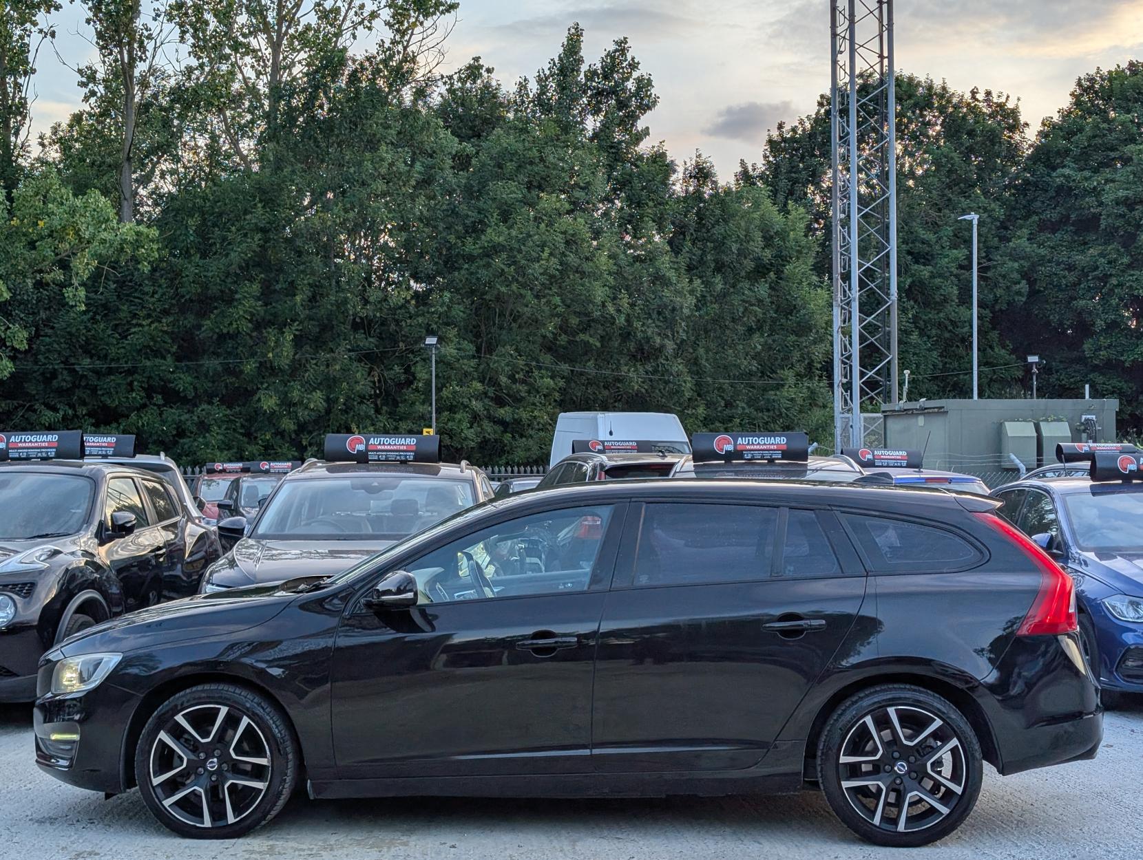 Volvo V60 2.0 D4 R-Design Lux Nav Estate 5dr Diesel Geartronic Euro 6 (s/s) (181 ps)