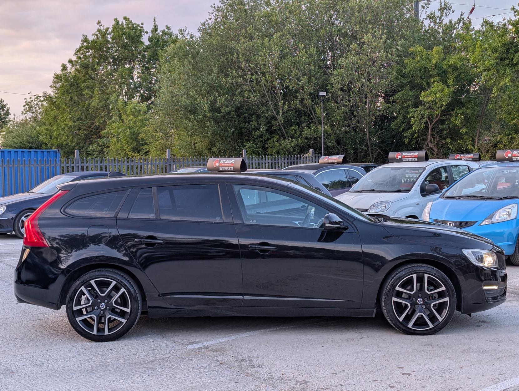 Volvo V60 2.0 D4 R-Design Lux Nav Estate 5dr Diesel Geartronic Euro 6 (s/s) (181 ps)