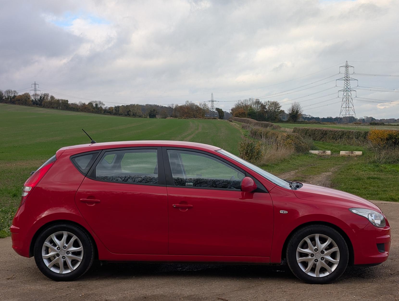 Hyundai i30 1.6 Comfort Hatchback 5dr Petrol Manual Euro 5 (124 bhp)