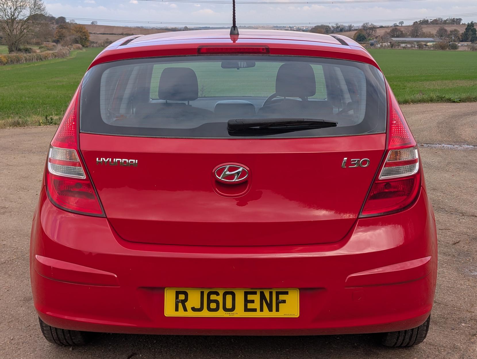 Hyundai i30 1.6 Comfort Hatchback 5dr Petrol Manual Euro 5 (124 bhp)