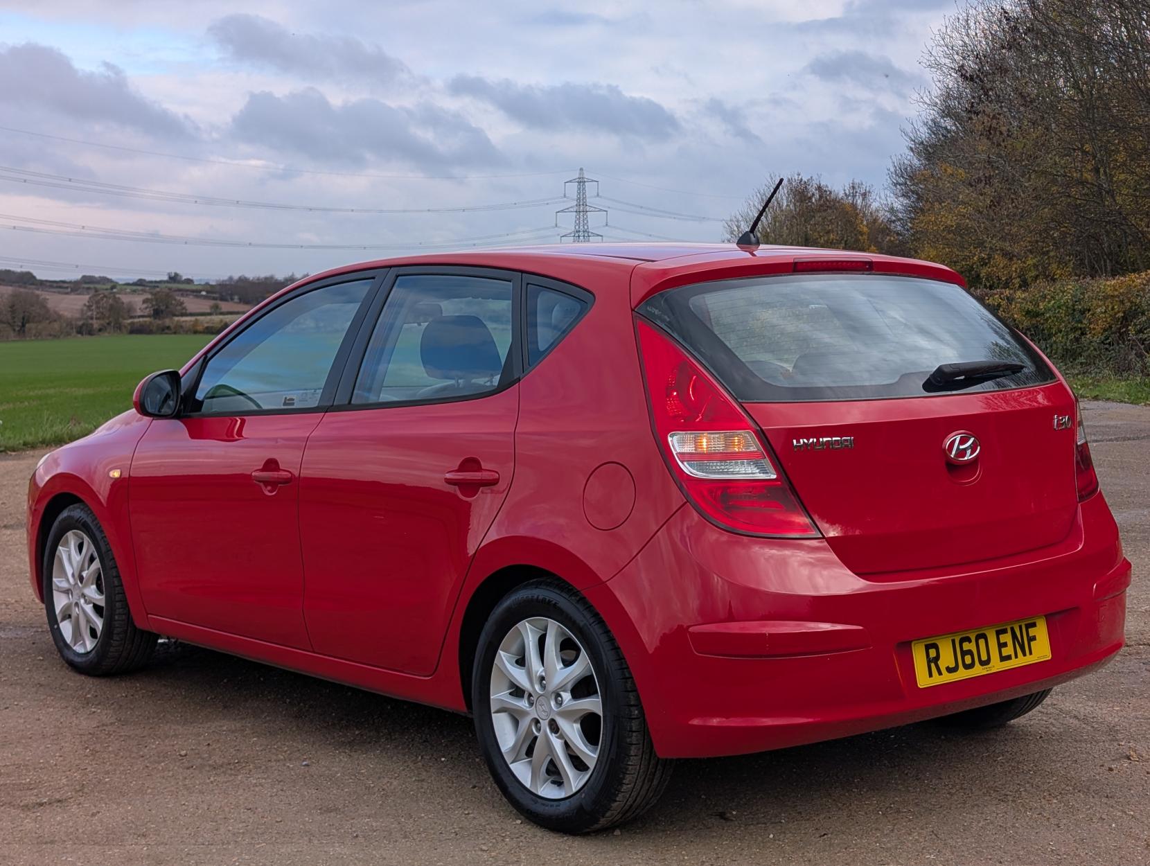 Hyundai i30 1.6 Comfort Hatchback 5dr Petrol Manual Euro 5 (124 bhp)