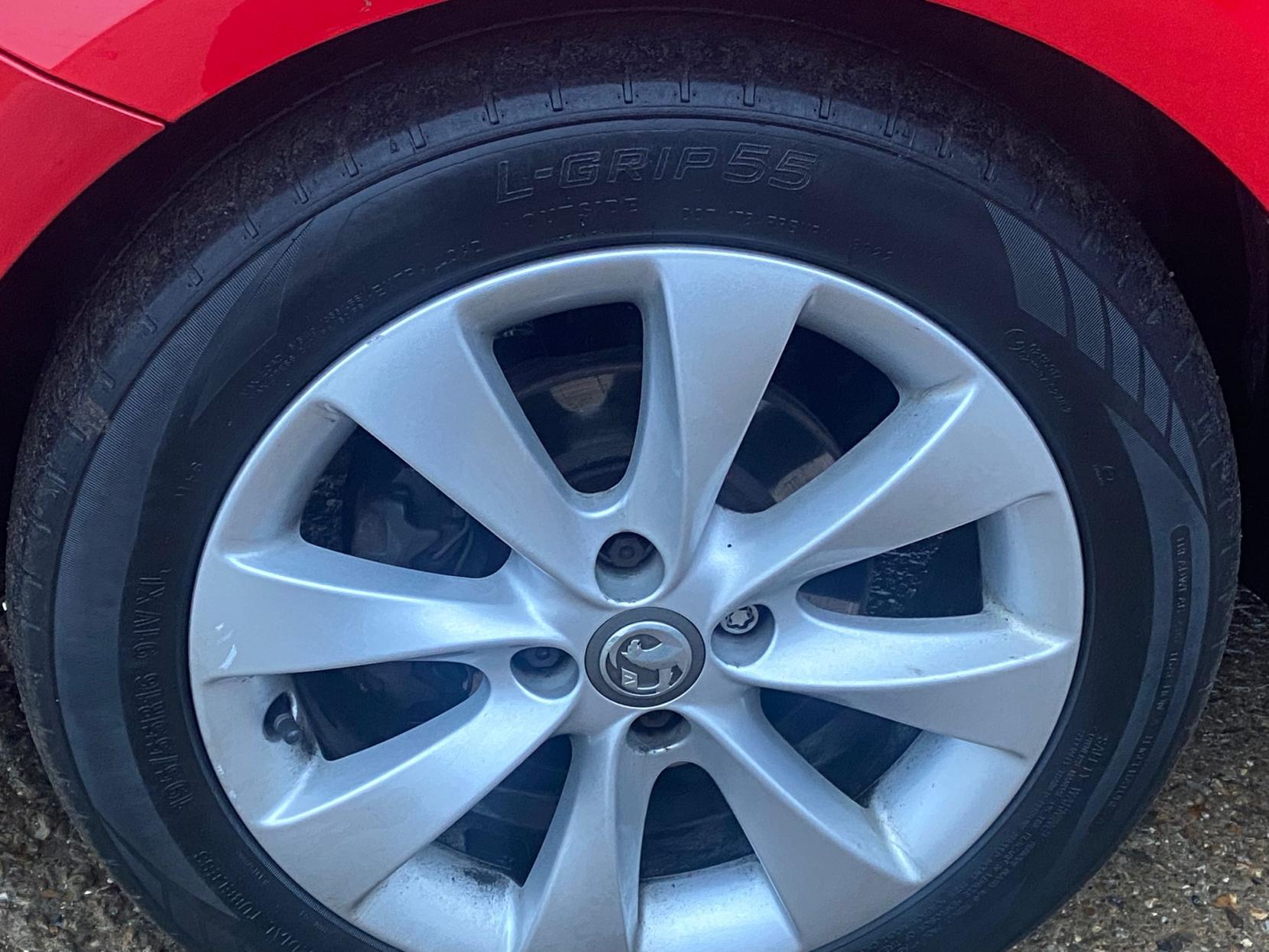 Vauxhall Corsa 1.4i ecoTEC Energy Hatchback 3dr Petrol Manual Euro 6 (a/c) (75 ps)