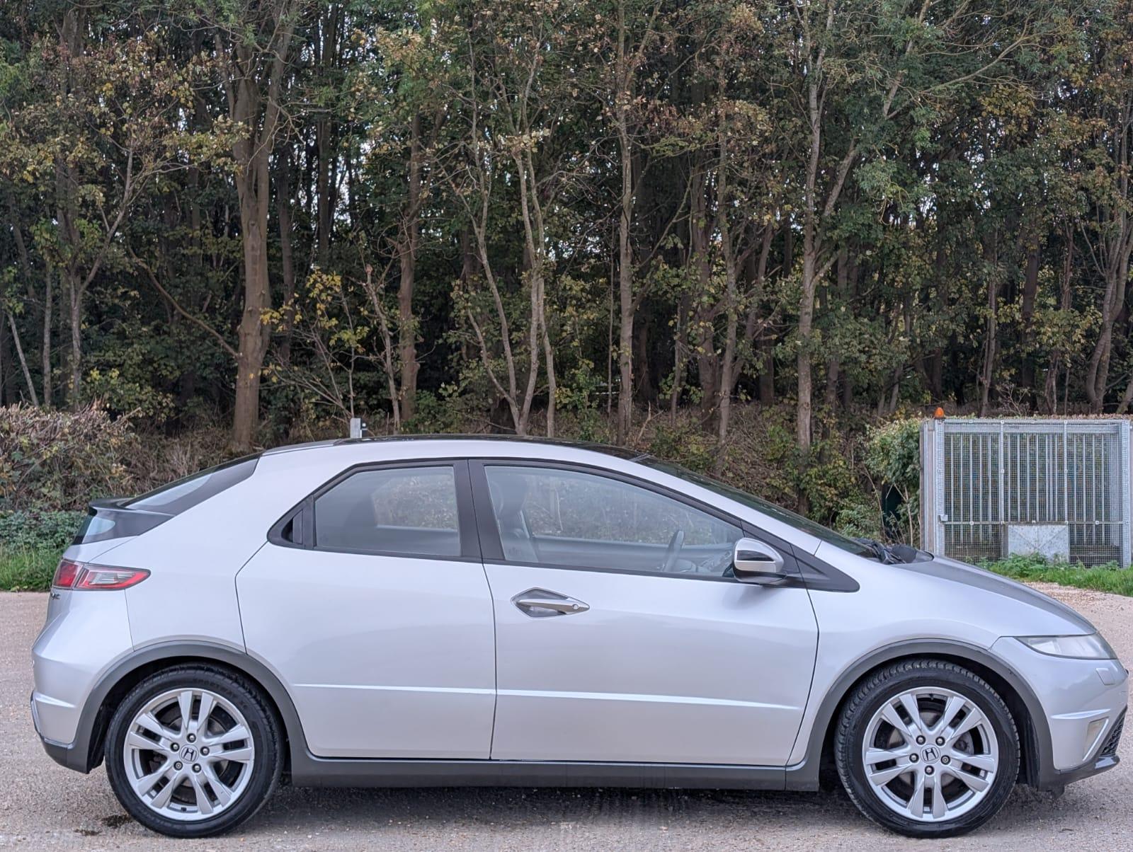 Honda Civic 1.8 i-VTEC EX GT Hatchback 5dr Petrol Manual (155 g/km, 138 bhp)