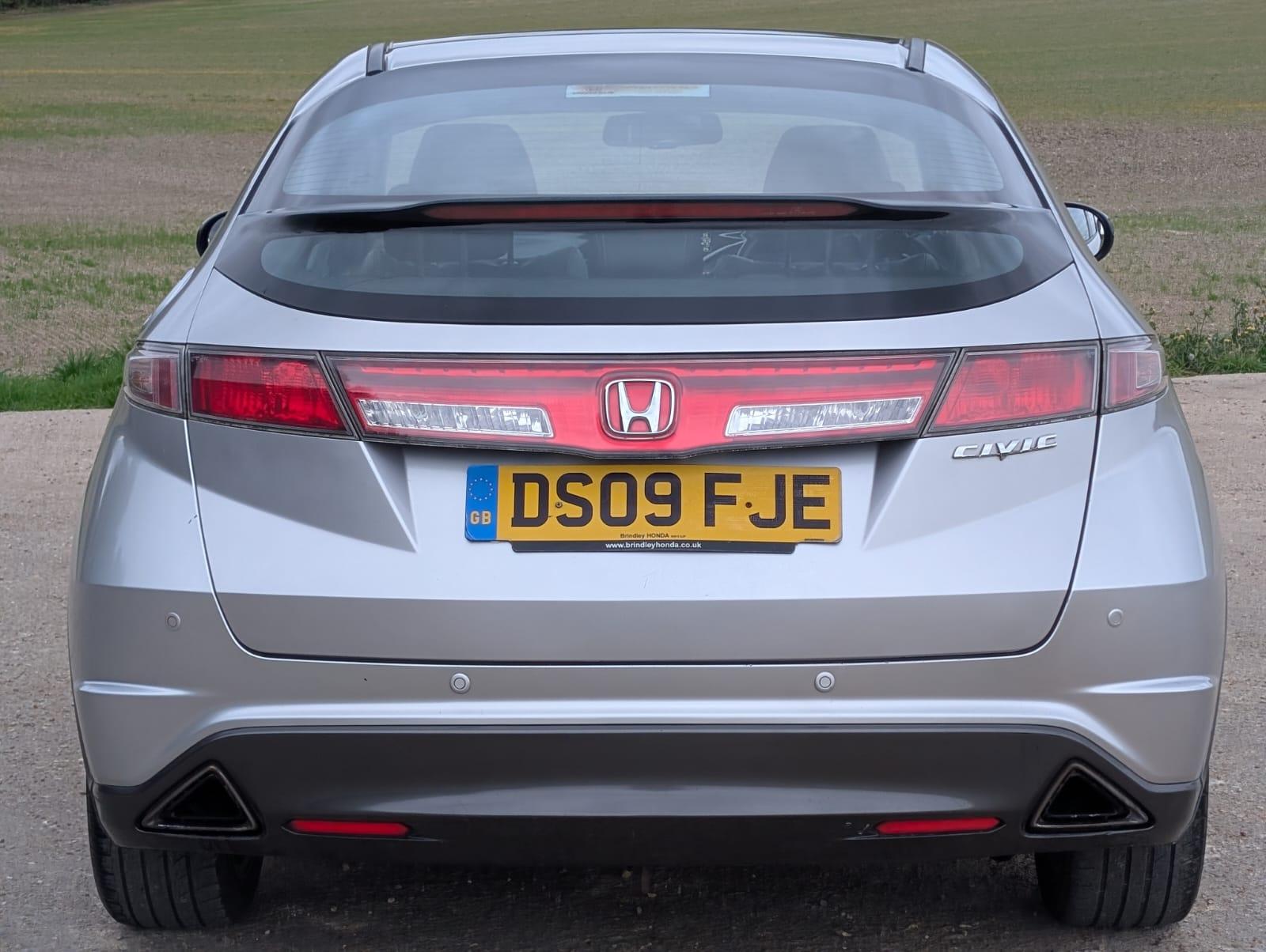 Honda Civic 1.8 i-VTEC EX GT Hatchback 5dr Petrol Manual (155 g/km, 138 bhp)