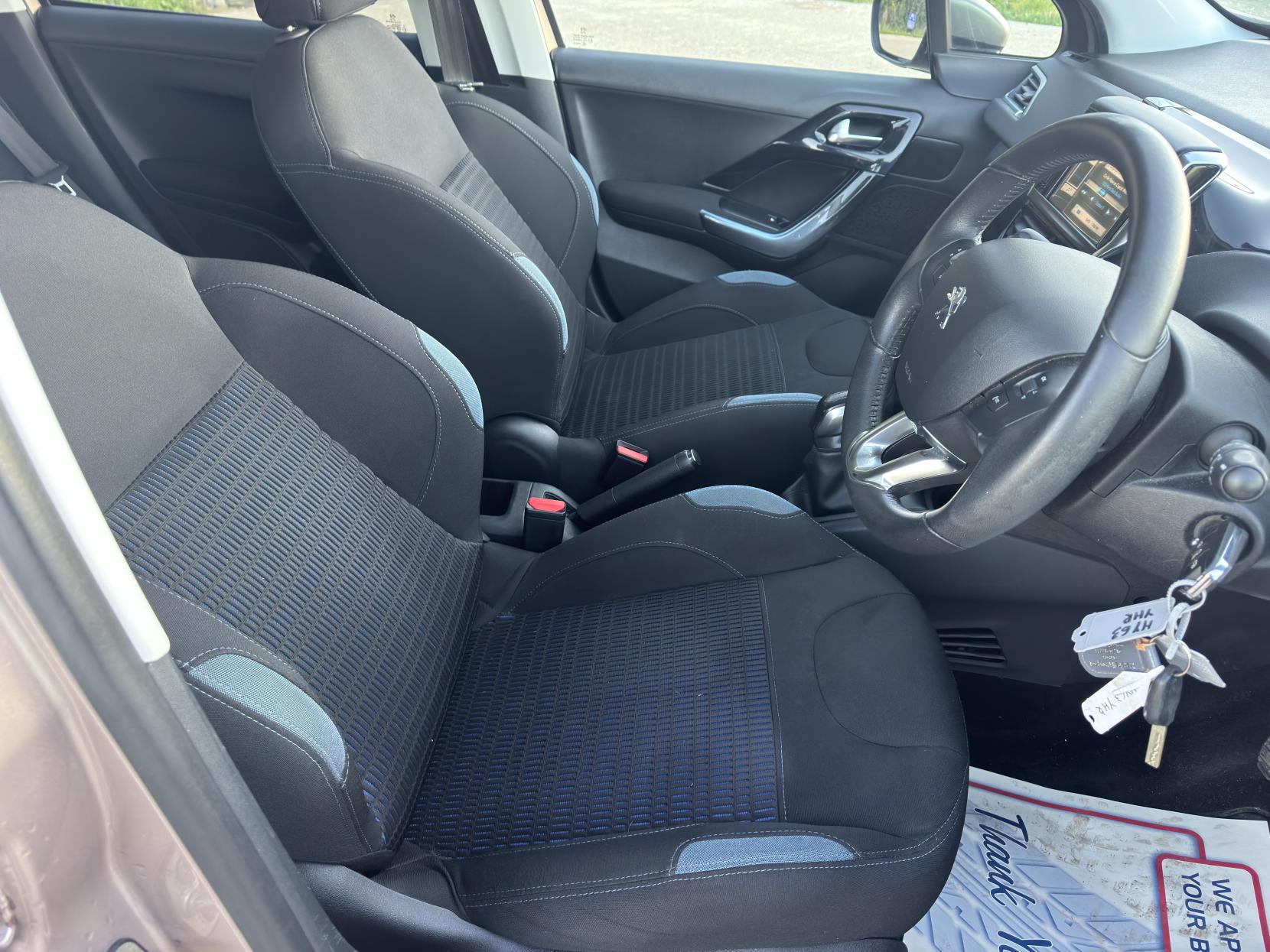 Peugeot 208 1.2 Allure Hatchback (2012 - 2015)