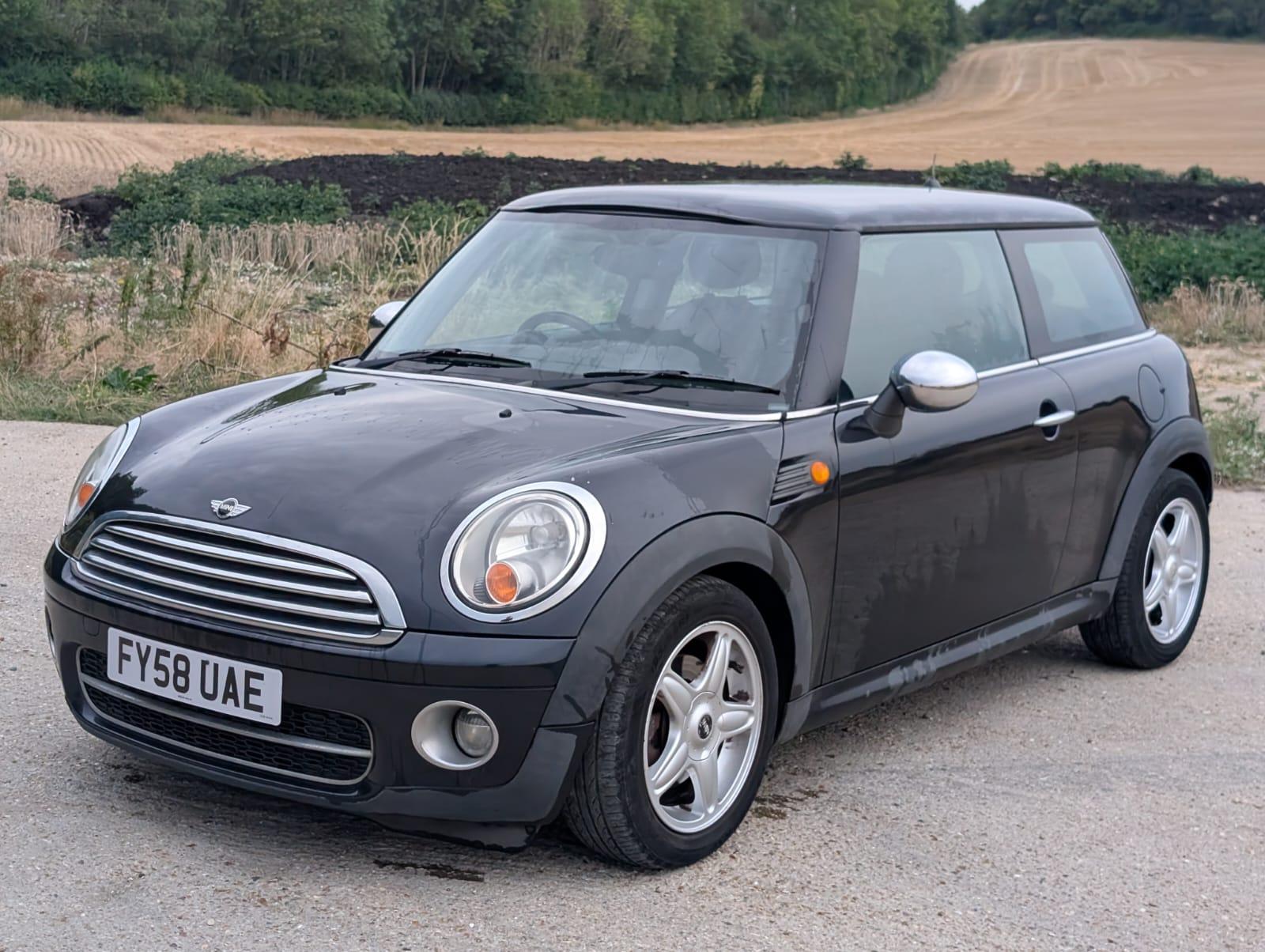 MINI Hatch 1.6 Cooper D Hatchback 3dr Diesel Manual Euro 4 (110 ps)