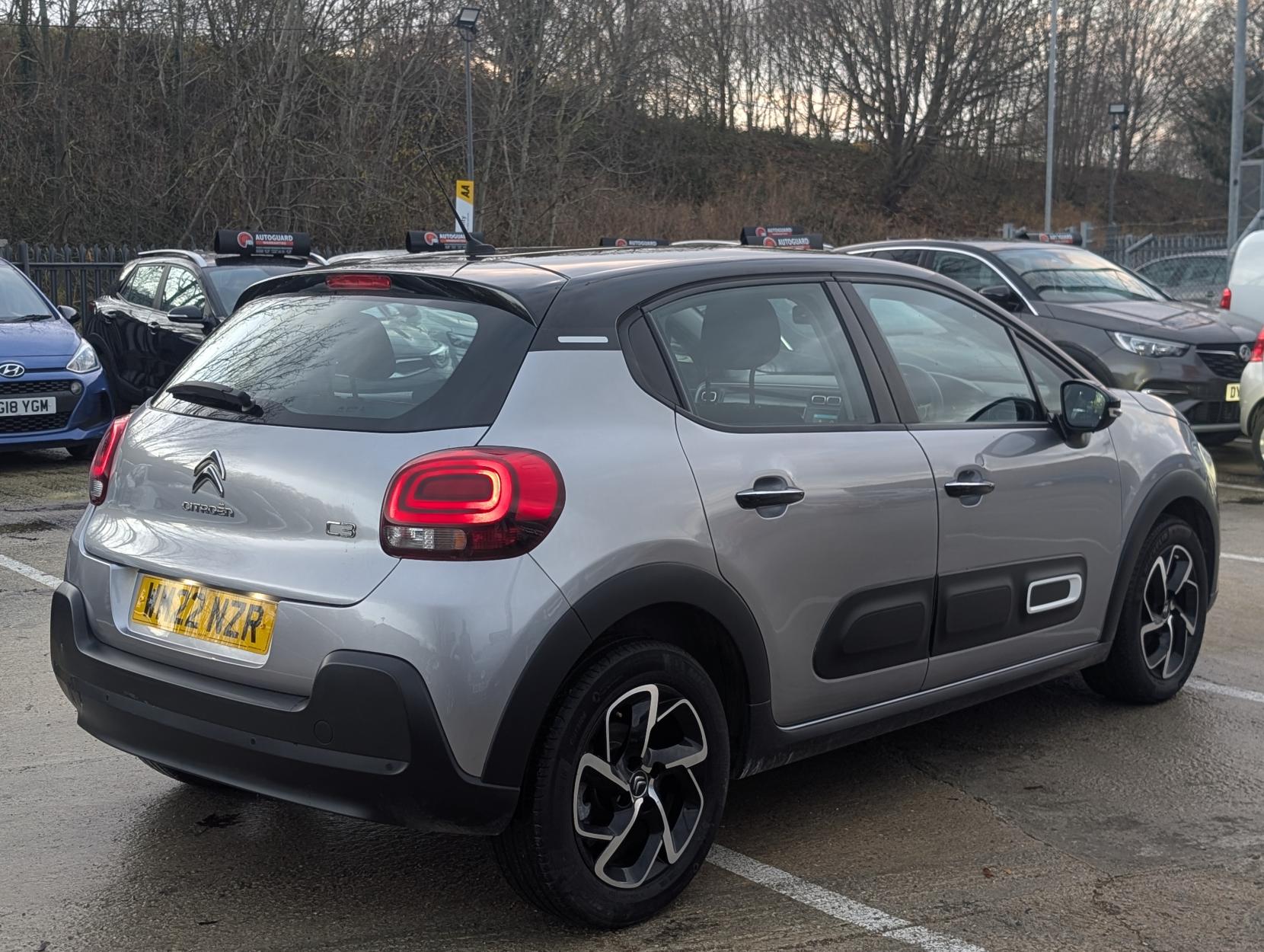 Citroen C3 1.2 PureTech Saint James Hatchback 5dr Petrol EAT6 Euro 6 (s/s) (110 ps)