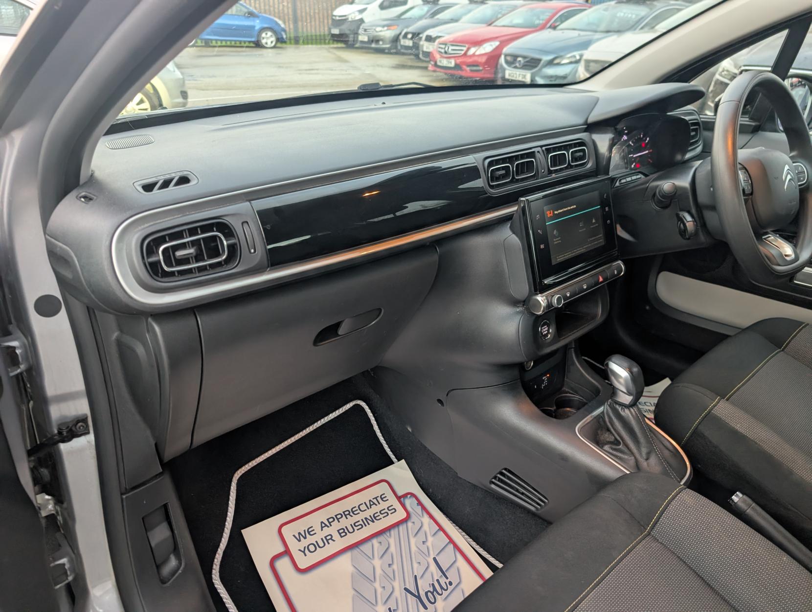 Citroen C3 1.2 PureTech Saint James Hatchback 5dr Petrol EAT6 Euro 6 (s/s) (110 ps)