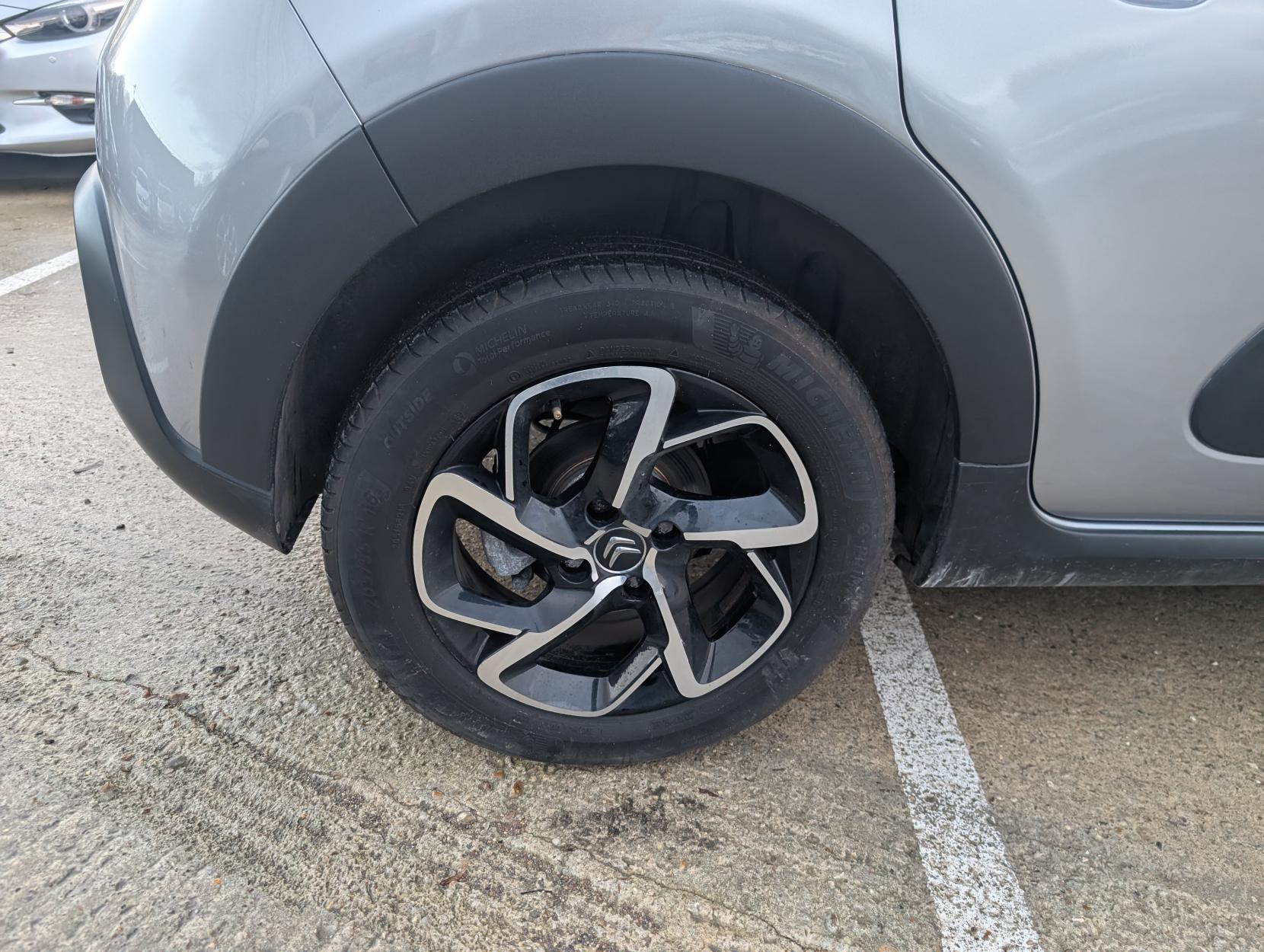 Citroen C3 1.2 PureTech Saint James Hatchback 5dr Petrol EAT6 Euro 6 (s/s) (110 ps)