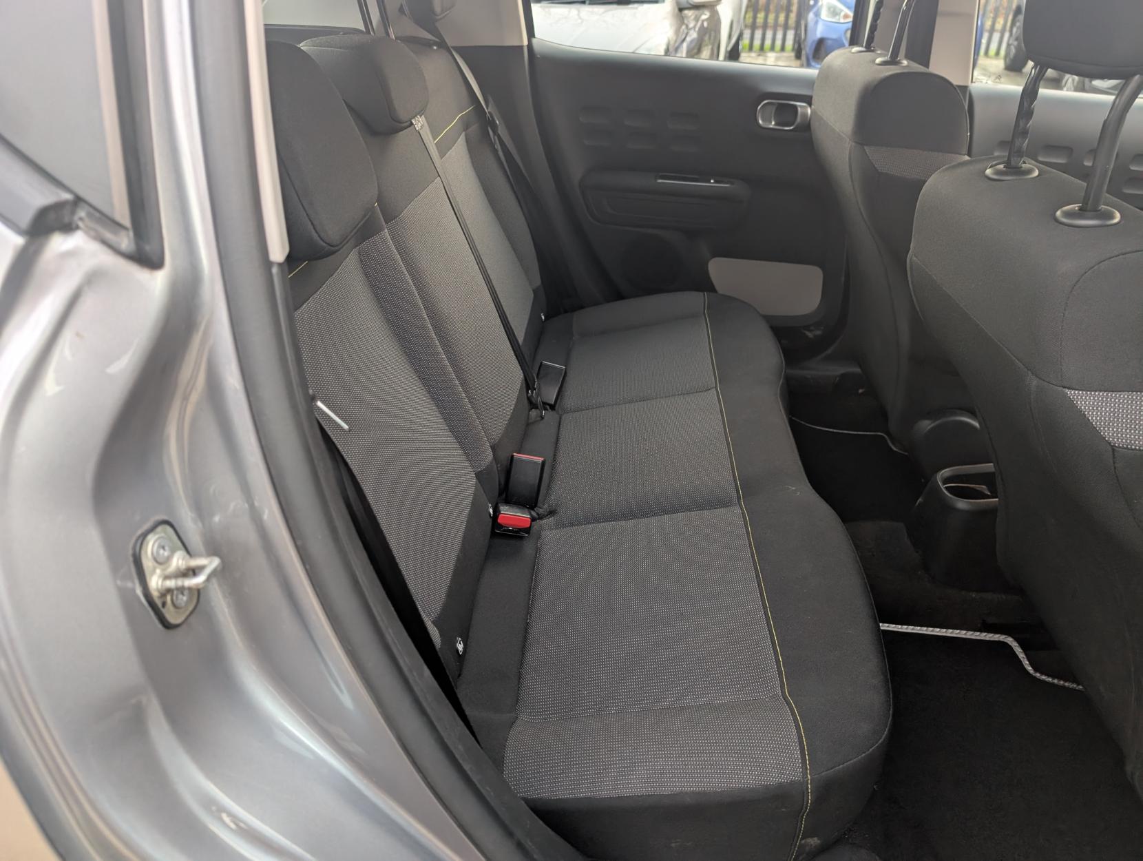 Citroen C3 1.2 PureTech Saint James Hatchback 5dr Petrol EAT6 Euro 6 (s/s) (110 ps)