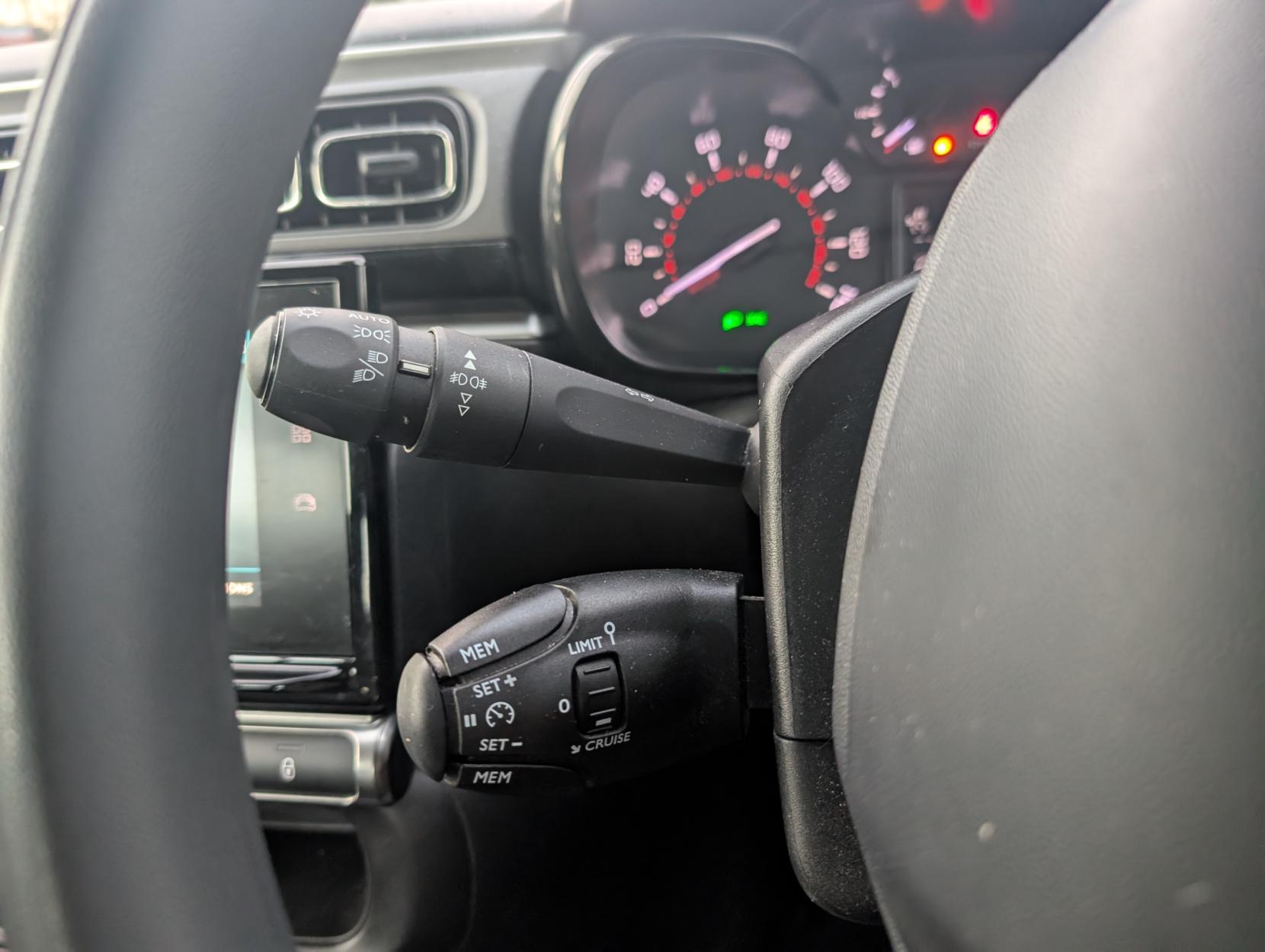 Citroen C3 1.2 PureTech Saint James Hatchback 5dr Petrol EAT6 Euro 6 (s/s) (110 ps)