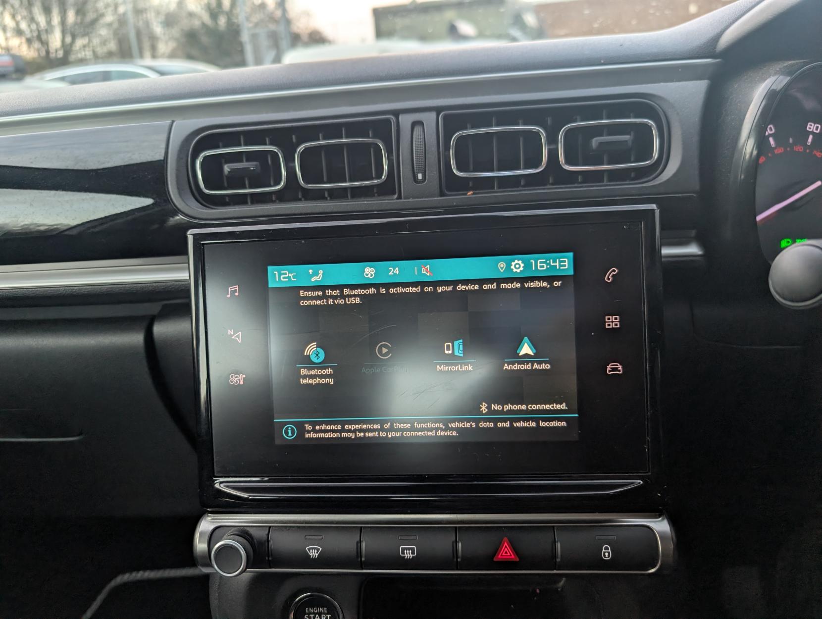 Citroen C3 1.2 PureTech Saint James Hatchback 5dr Petrol EAT6 Euro 6 (s/s) (110 ps)