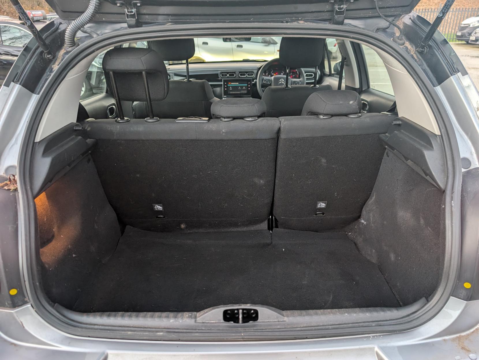 Citroen C3 1.2 PureTech Saint James Hatchback 5dr Petrol EAT6 Euro 6 (s/s) (110 ps)