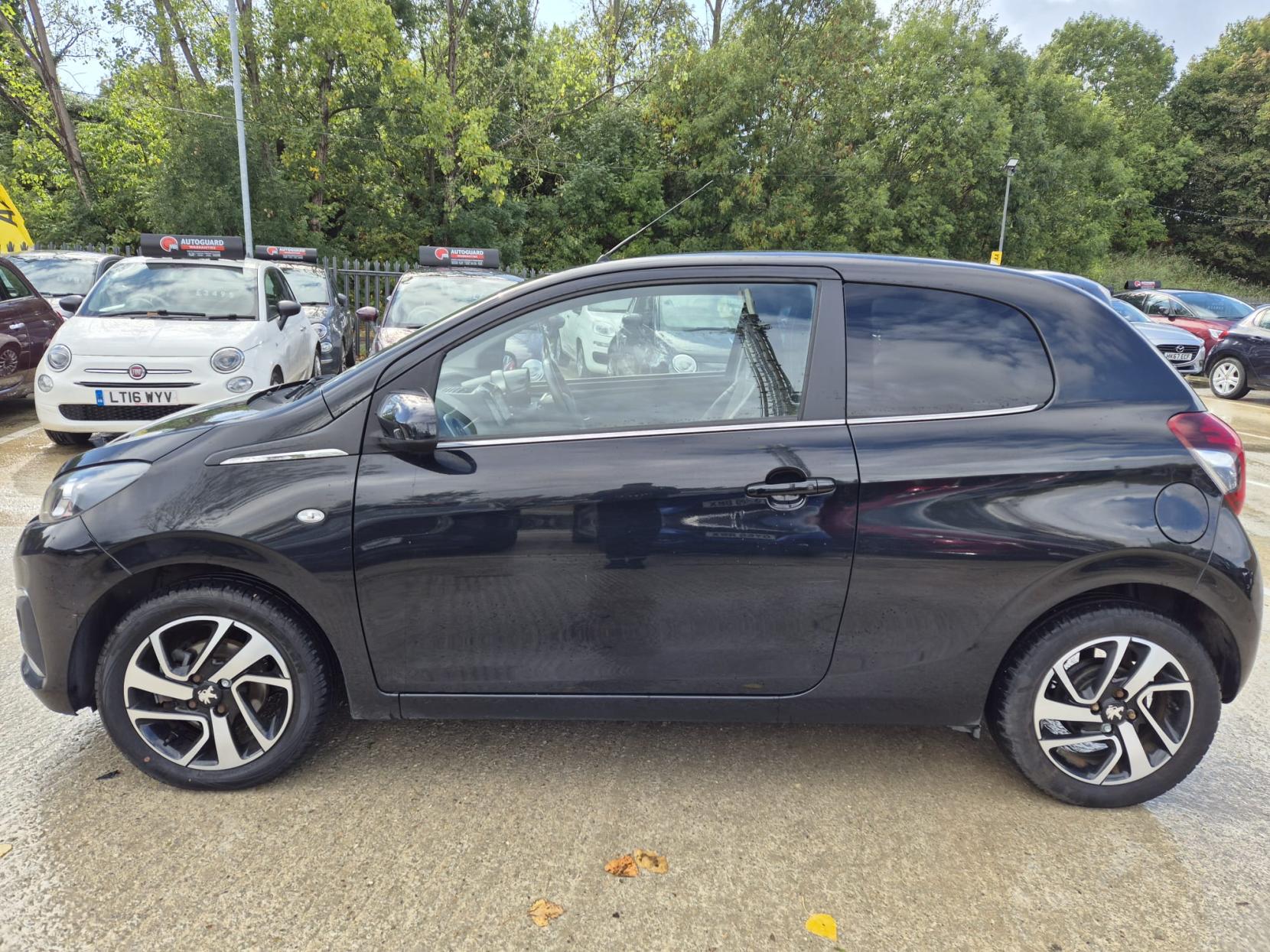 Peugeot 108 1.2 PureTech Allure Hatchback 3dr Petrol Manual Euro 6 (82 ps)
