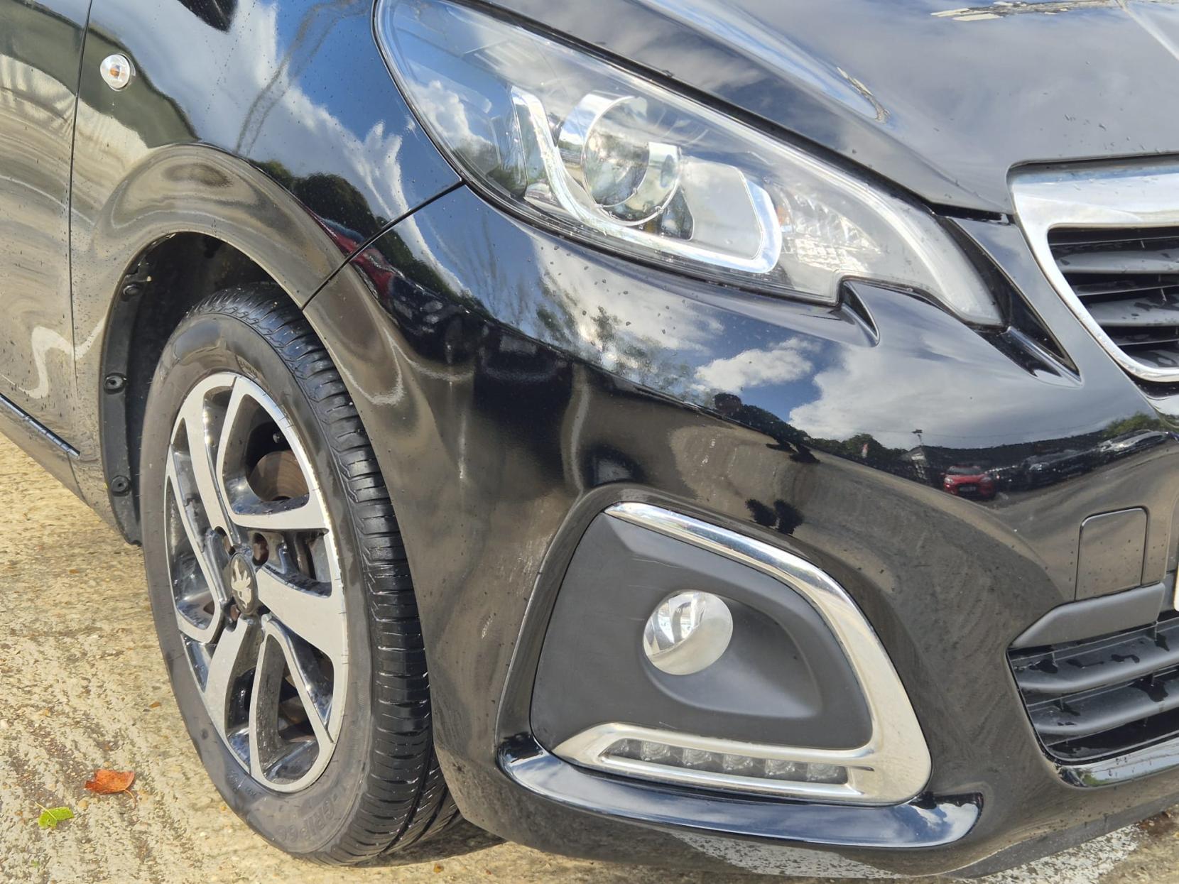 Peugeot 108 1.2 PureTech Allure Hatchback 3dr Petrol Manual Euro 6 (82 ps)