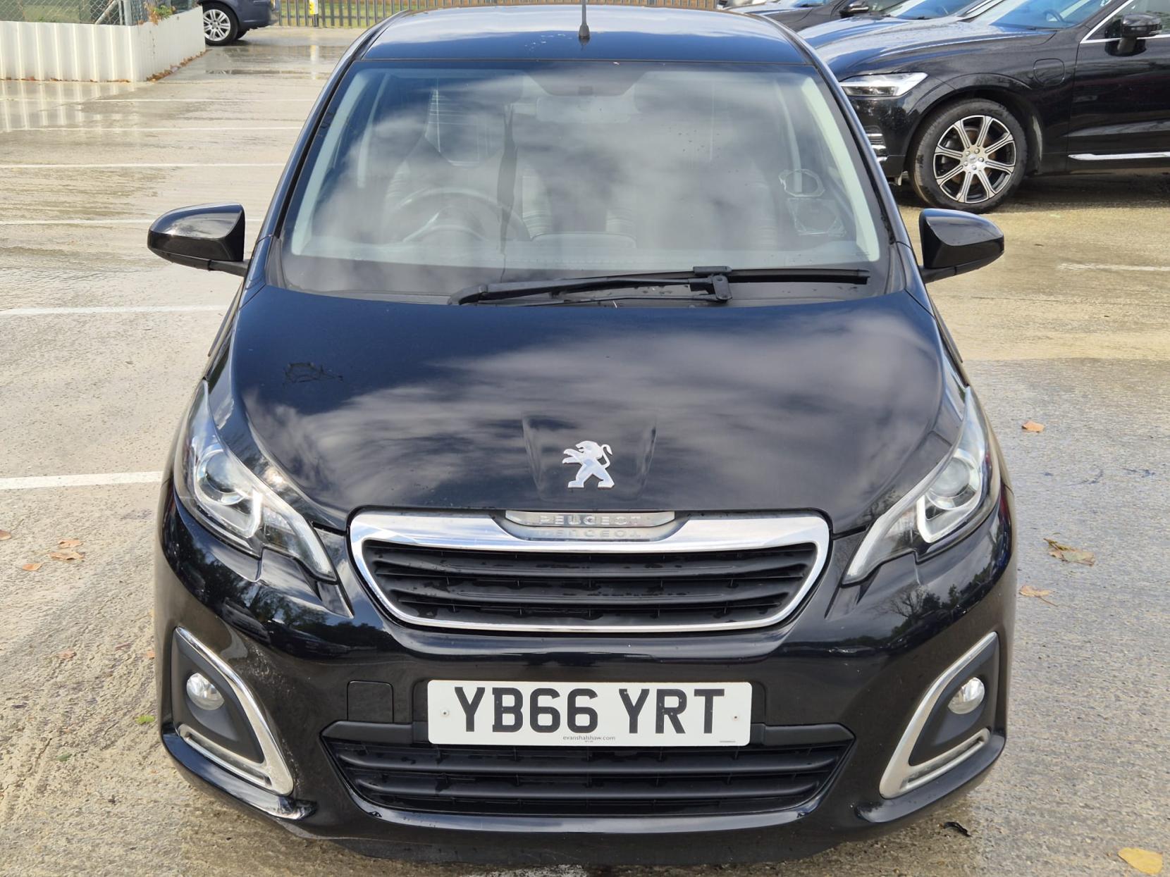 Peugeot 108 1.2 PureTech Allure Hatchback 3dr Petrol Manual Euro 6 (82 ps)