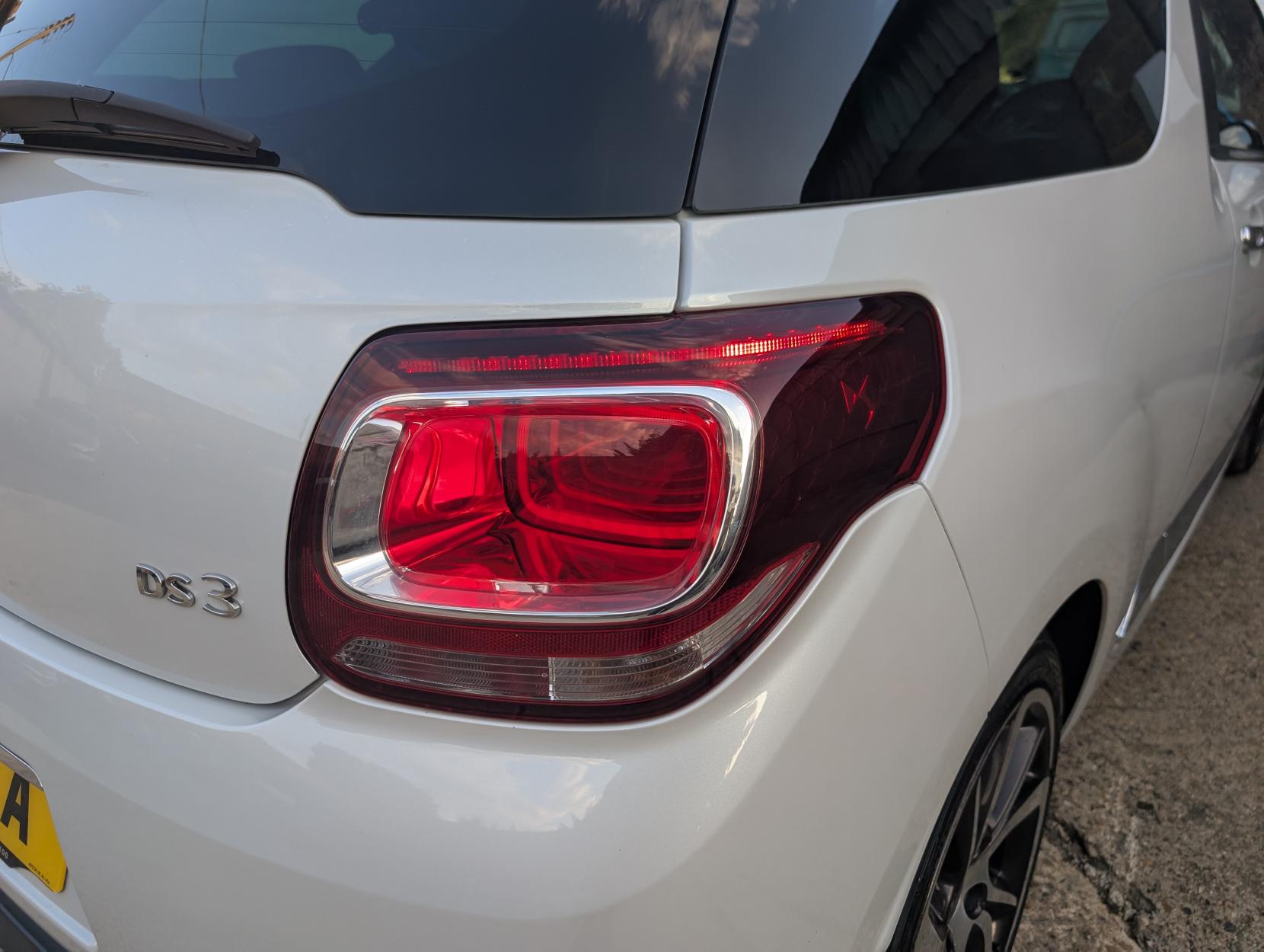 DS AUTOMOBILES DS 3 1.6 THP Prestige Hatchback 3dr Petrol Manual Euro 6 (s/s) (165 bhp)