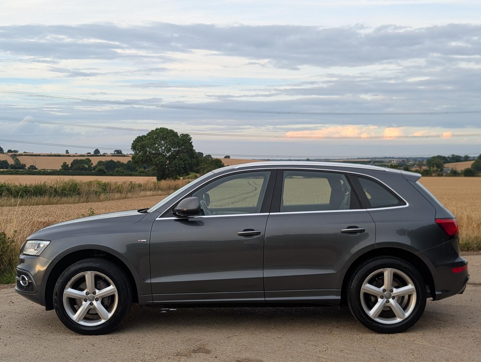 Audi Q5 2.0 TFSI S line SUV 5dr Petrol Tiptronic quattro Euro 6 (s/s) (230 ps)