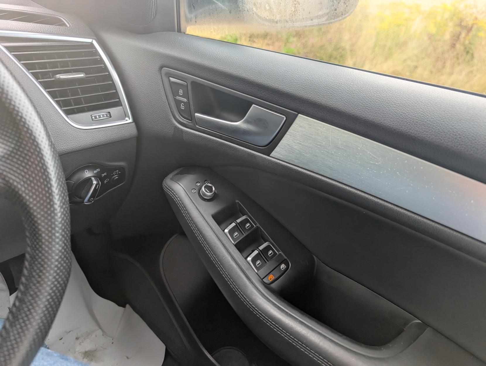 Audi Q5 2.0 TFSI S line SUV 5dr Petrol Tiptronic quattro Euro 6 (s/s) (230 ps)
