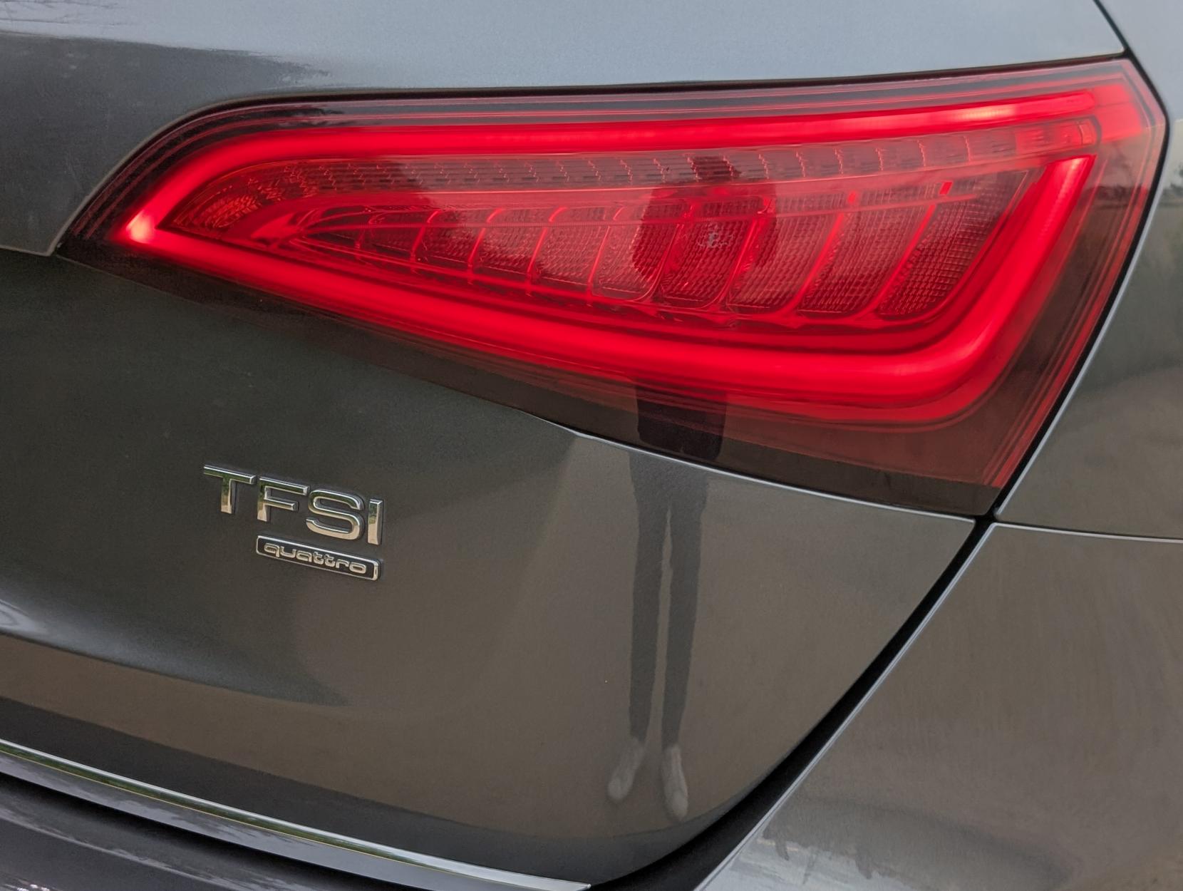 Audi Q5 2.0 TFSI S line SUV 5dr Petrol Tiptronic quattro Euro 6 (s/s) (230 ps)