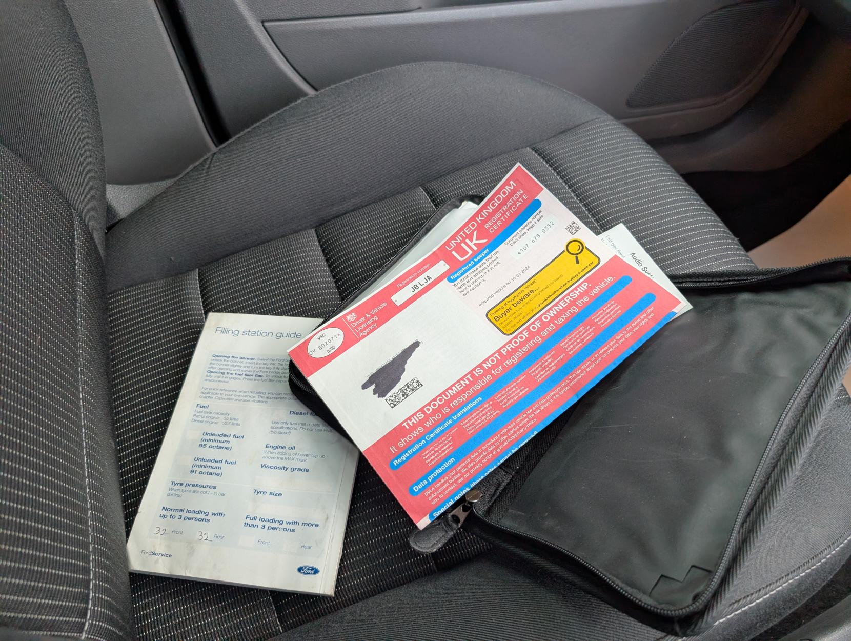 Ford Focus 1.6 Titanium Hatchback 5dr Petrol Manual (159 g/km, 99 bhp)