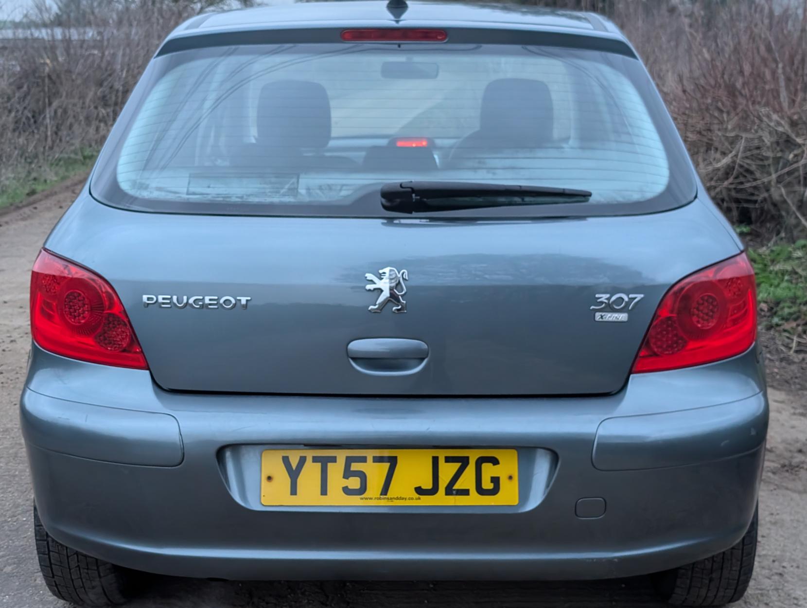 Peugeot 307 1.4 16v X-Line Hatchback 5dr Petrol Manual (155 g/km, 90 bhp)