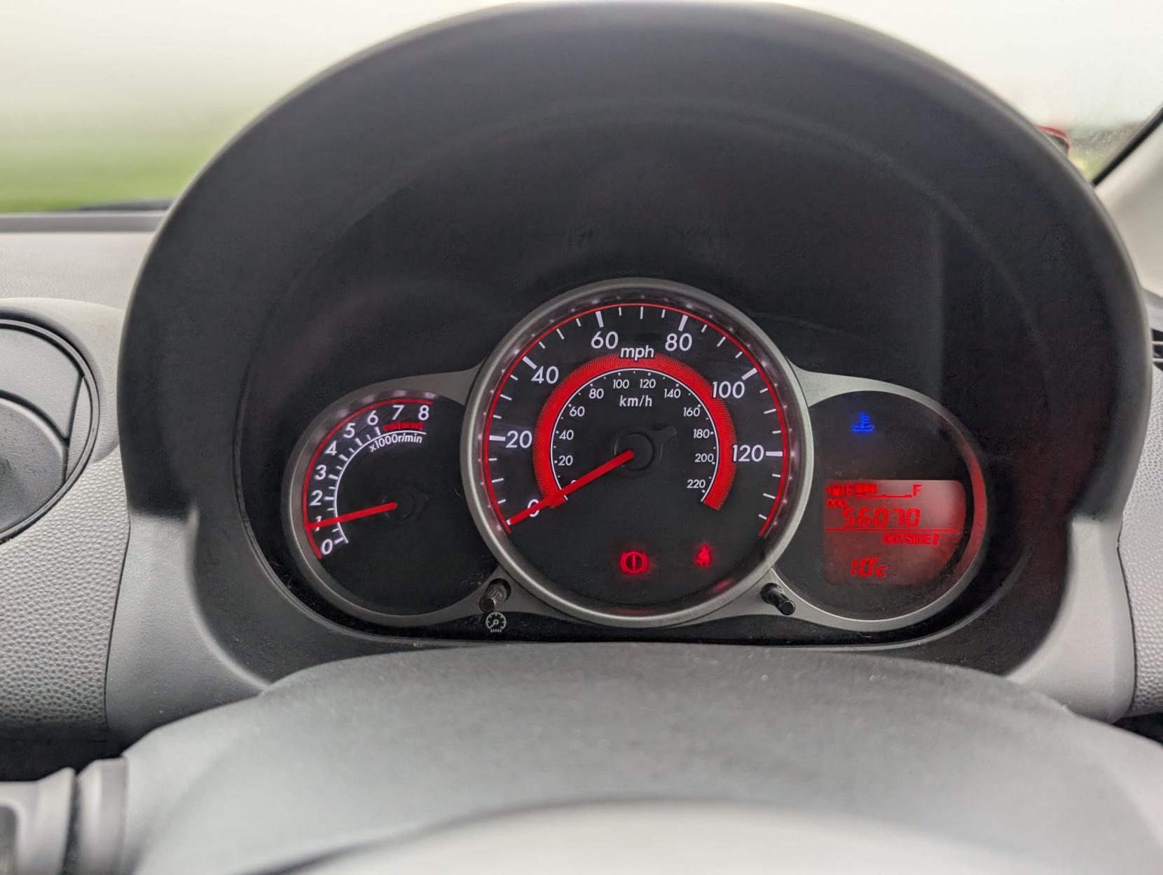 Mazda Mazda2 1.3 Takuya Hatchback 5dr Petrol Manual Euro 4 (86 ps)